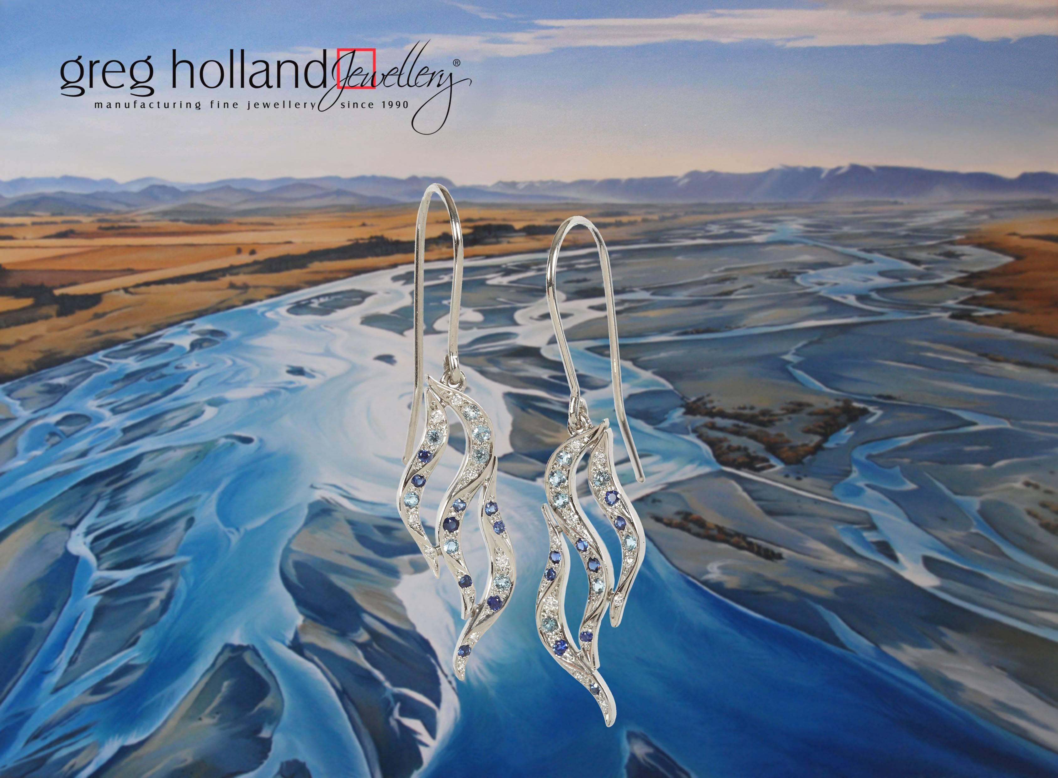 Contemporary Greg Holland Round Diamond Aquamarine Sapphire Platinum Dangle Earring For Sale