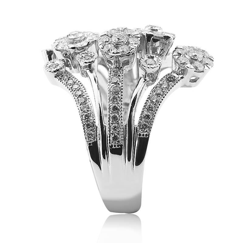 Modern White Gold Detailed Flower Ring with Brilliant Cut Diamonds For Sale