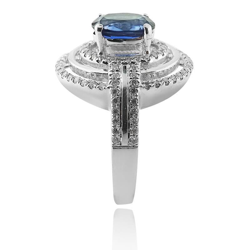 Modern White Gold 1.73 ct Sapphire and Brilliant Cut 0.49 ct Diamonds Ring For Sale