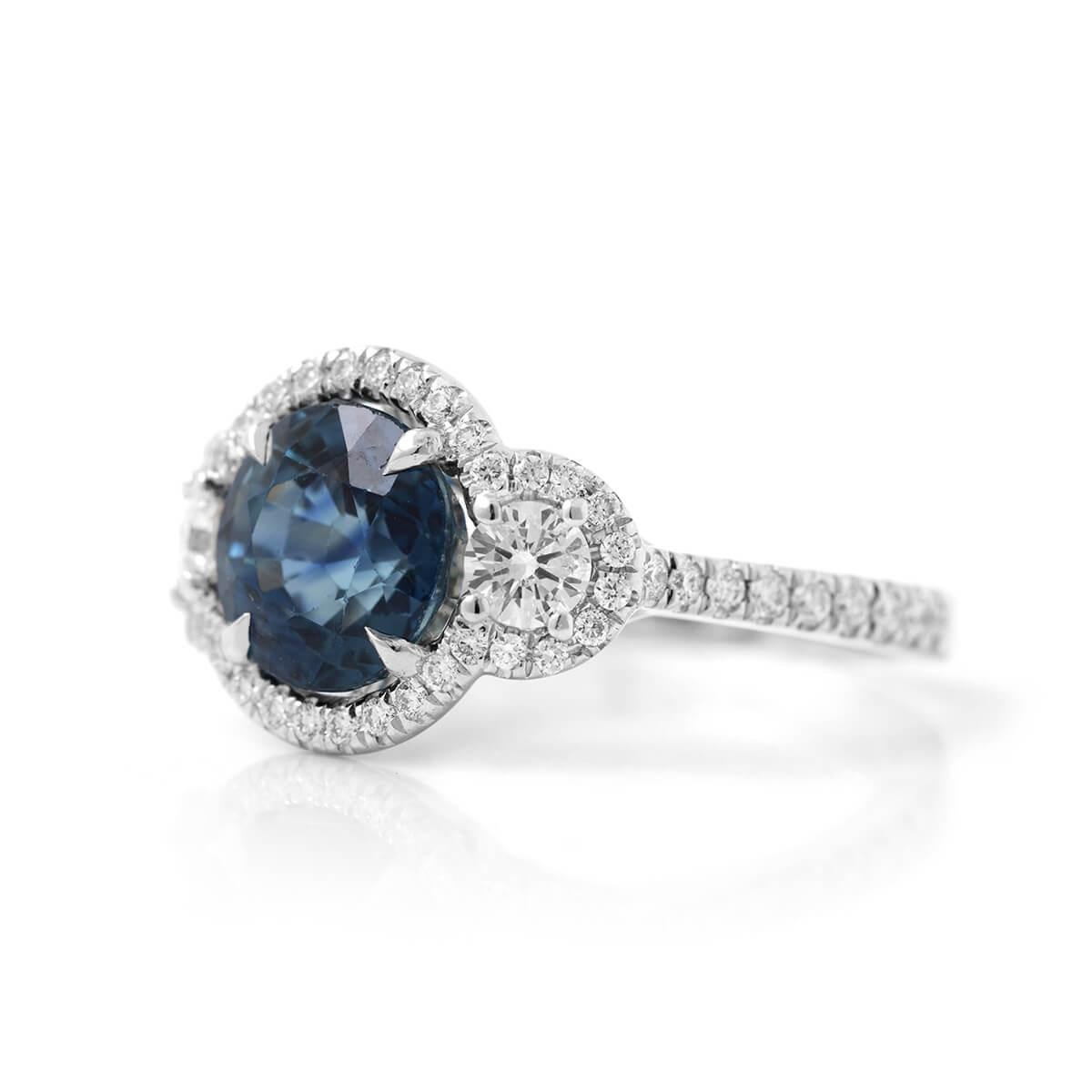 WHITE GOLD OVAL BLUE SAPPHIRE RING WITH WHITE DIAMONDS - 3.88 CT


Set in 18K White gold


Total sapphire weight: 3.33 ct
[ 1 stone ]
Color: Blue

Total white diamond weight: 0.55 ct
[ 56 diamonds ]
Color: G-H
Clarity: VS

Total ring weight: 5.46