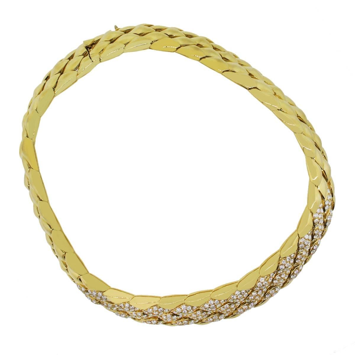 Material: 18k yellow gold
Diamond Details: Approximately 7.75ctw of round brilliant diamonds. Diamonds are G/H in color and VS in clarity
Necklace Measurements: Necklace is 15″ in length.
Total Weight: 210.1g (135.1dwt)
SKU: A30311369