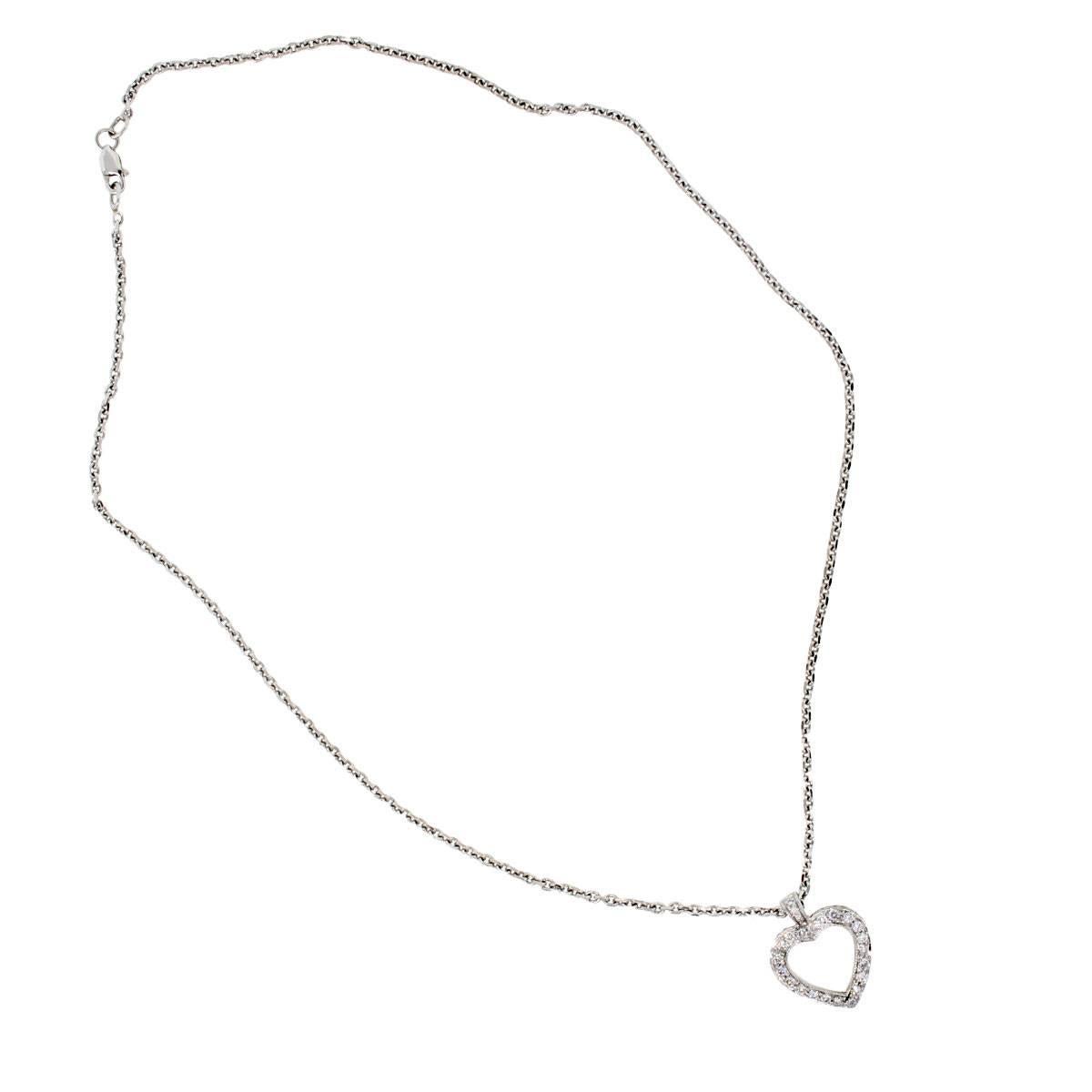 Pave Diamond Heart Pendant Necklace In Excellent Condition In Boca Raton, FL