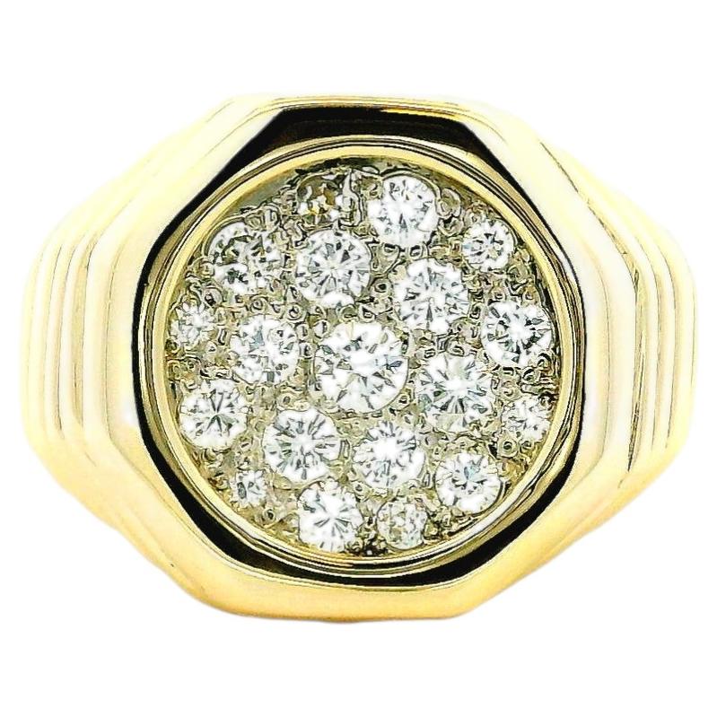 14k Yellow Gold 1.8ctw Round Diamond Pavé Cluster Cocktail Ring For Sale