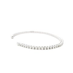 14k White Gold 2.60ctw Round Brilliant Diamond Flexible Pavé Bangle Bracelet