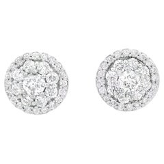 Pendientes de botón de oro blanco de 18 quilates con un conjunto de diamantes redondos de talla brillante de 1,3 quilates en total