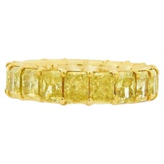 18k Yellow Gold 5.71ctw Radiant Cut Diamond Eternity Band Ring