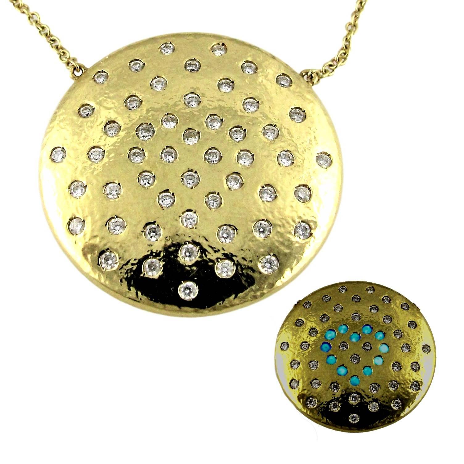 DIAMONDS IN LOVE on PLANET LOVE Yellow Gold Pendant Necklace 