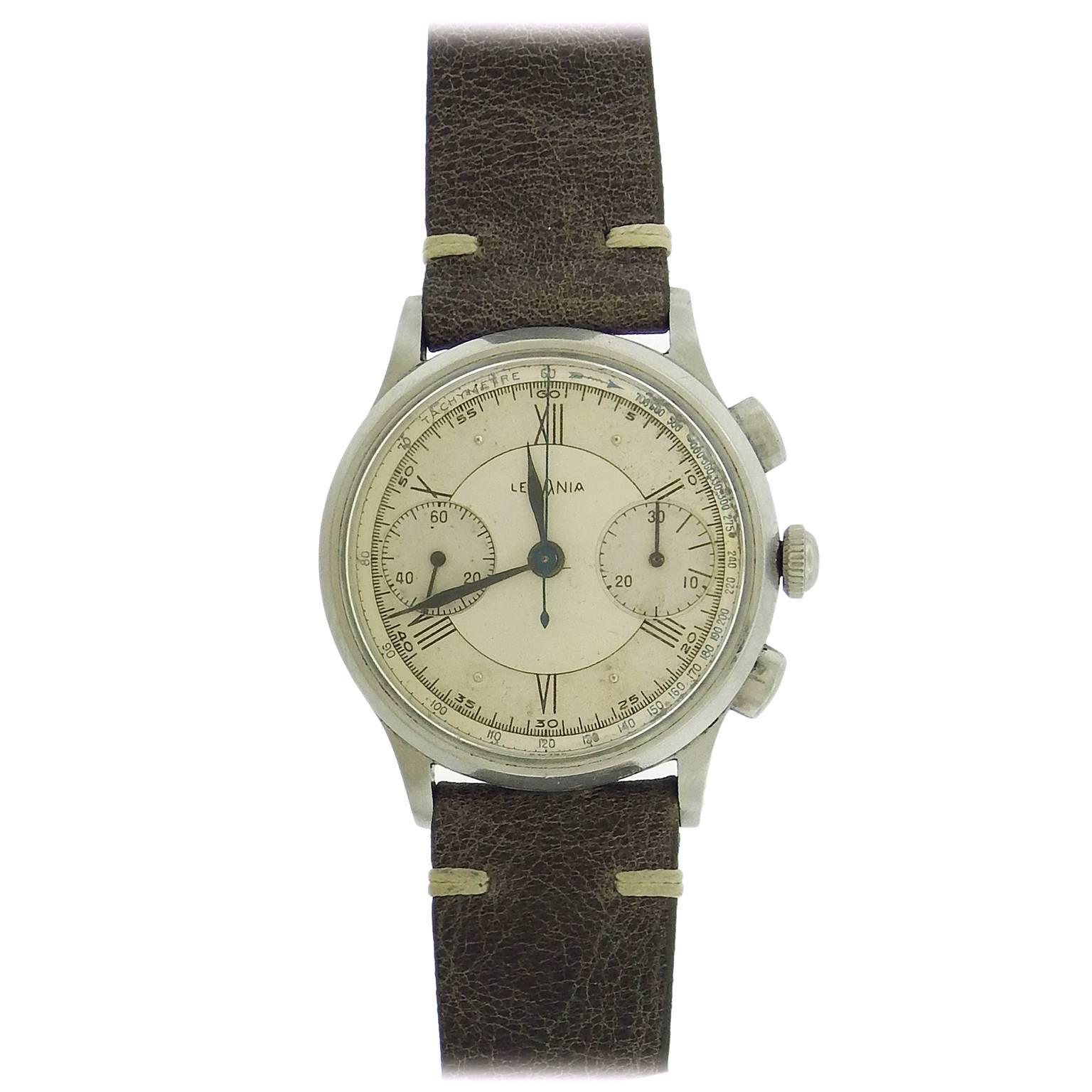Lemania Stainless Steel Valjoux Chronograph Manual Wind Wristwatch 1940s In Good Condition In New York, NY