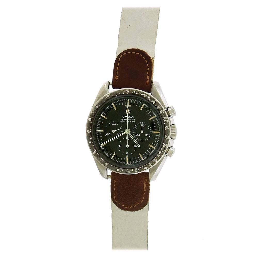 Early, circa 1966 stainless steel Omega Speedmaster  pre-moon water-resistant, stainless steel wristwatch with round button chronograph, registers, black bezel with tachometer graduated to 500 UPH is a 40mm early 1960's chronograph with screwed-down