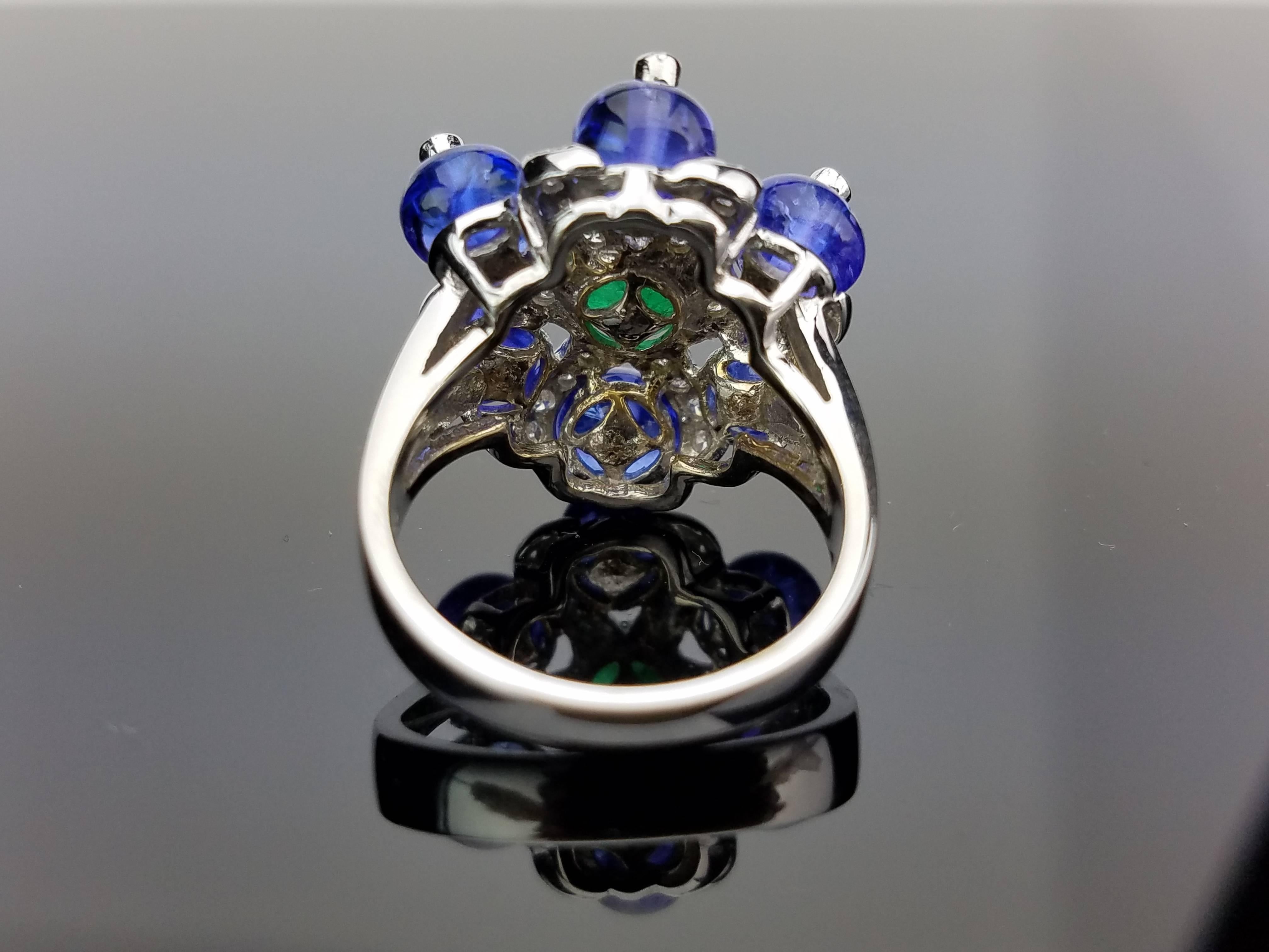 White Gold Tanzanite, Zambian Emerald and Diamond Cocktail Ring In Excellent Condition In Bangkok, Thailand