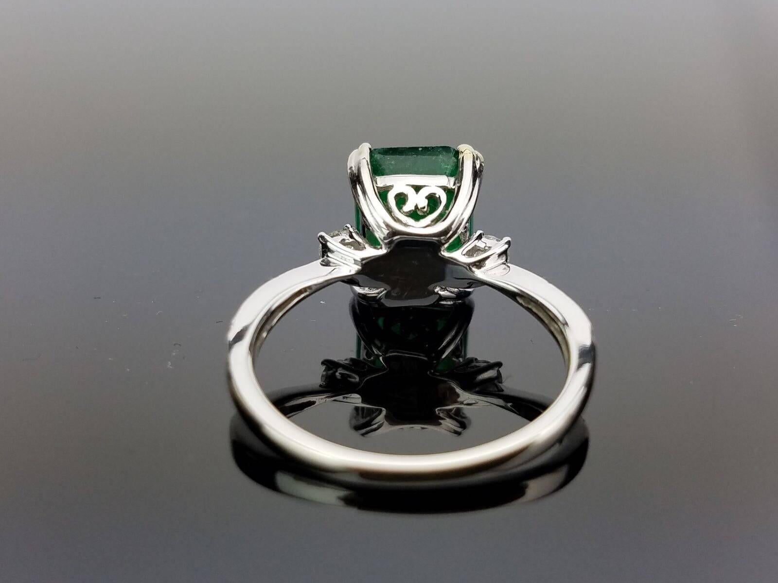 Art Deco Classic 3.29 carat Zambian Emerald and Diamond Ring