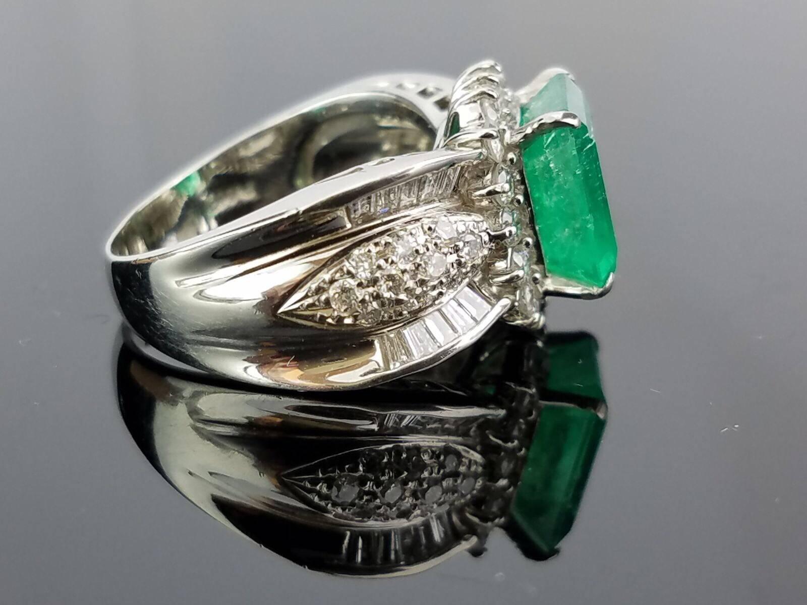 Emerald Cut Colombian Emerald and Diamond Cocktail Ring For Sale