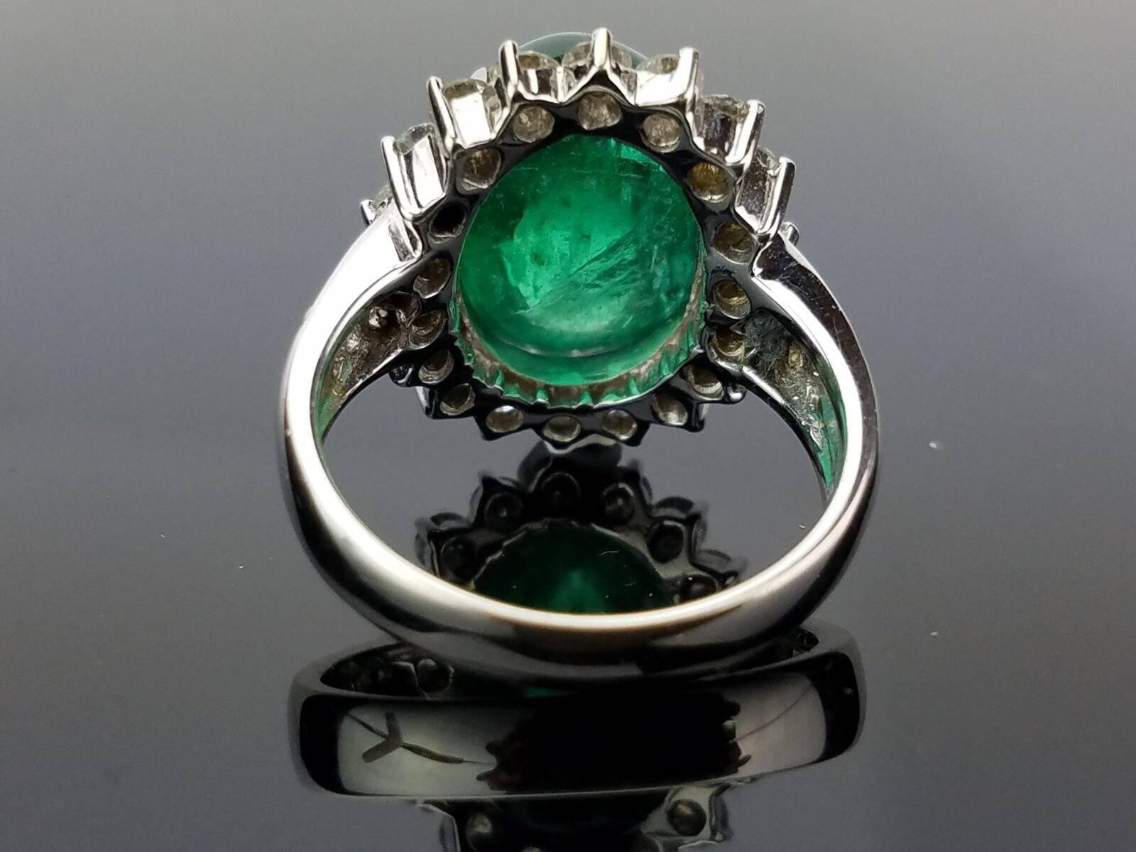 Art Deco 8.35 Carat Emerald Cabochon and Diamond Cocktail Ring For Sale