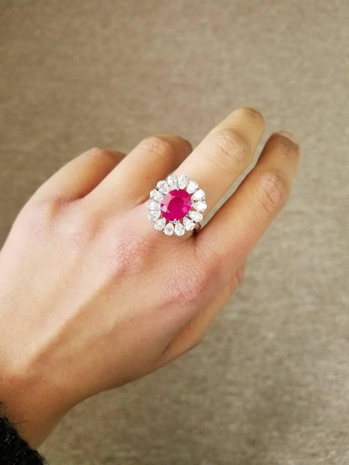 GRS Certified 4.10 Carat Burma Ruby and Diamond Cocktail Ring In New Condition In Bangkok, Thailand