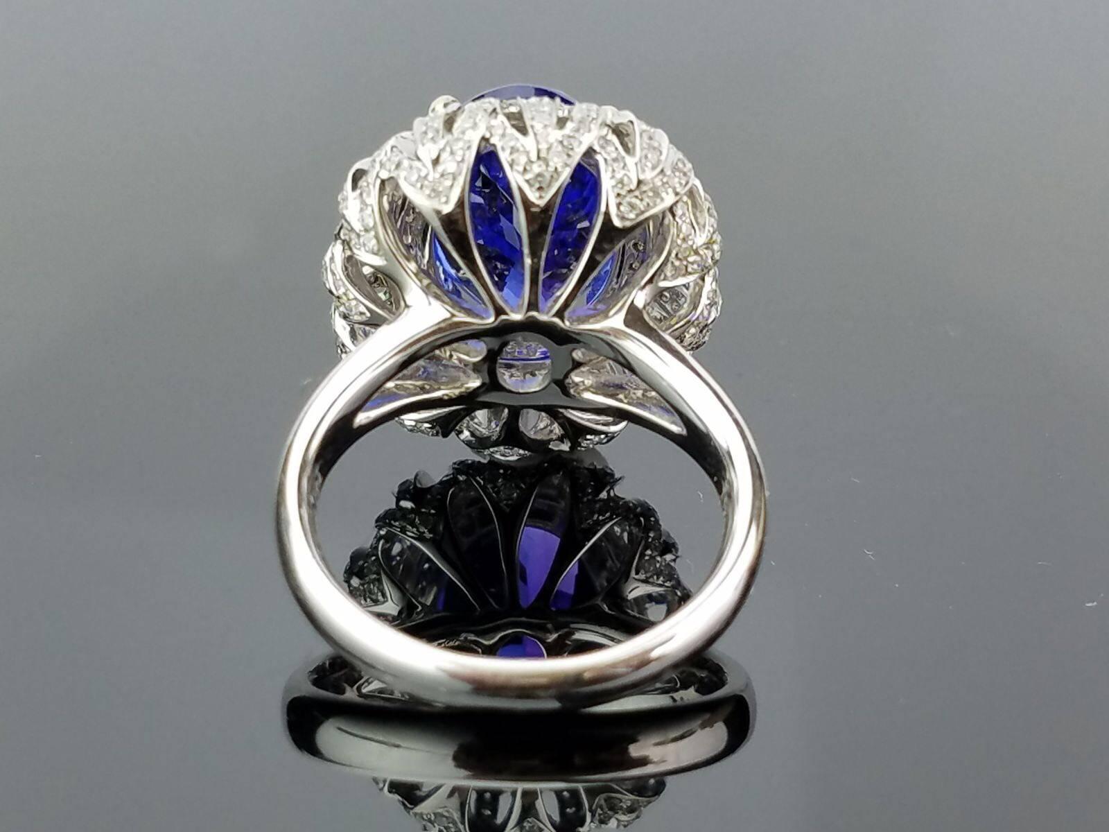 Art Deco 10.78 Carat Oval Tanzanite and White Diamond Cocktail Ring For Sale