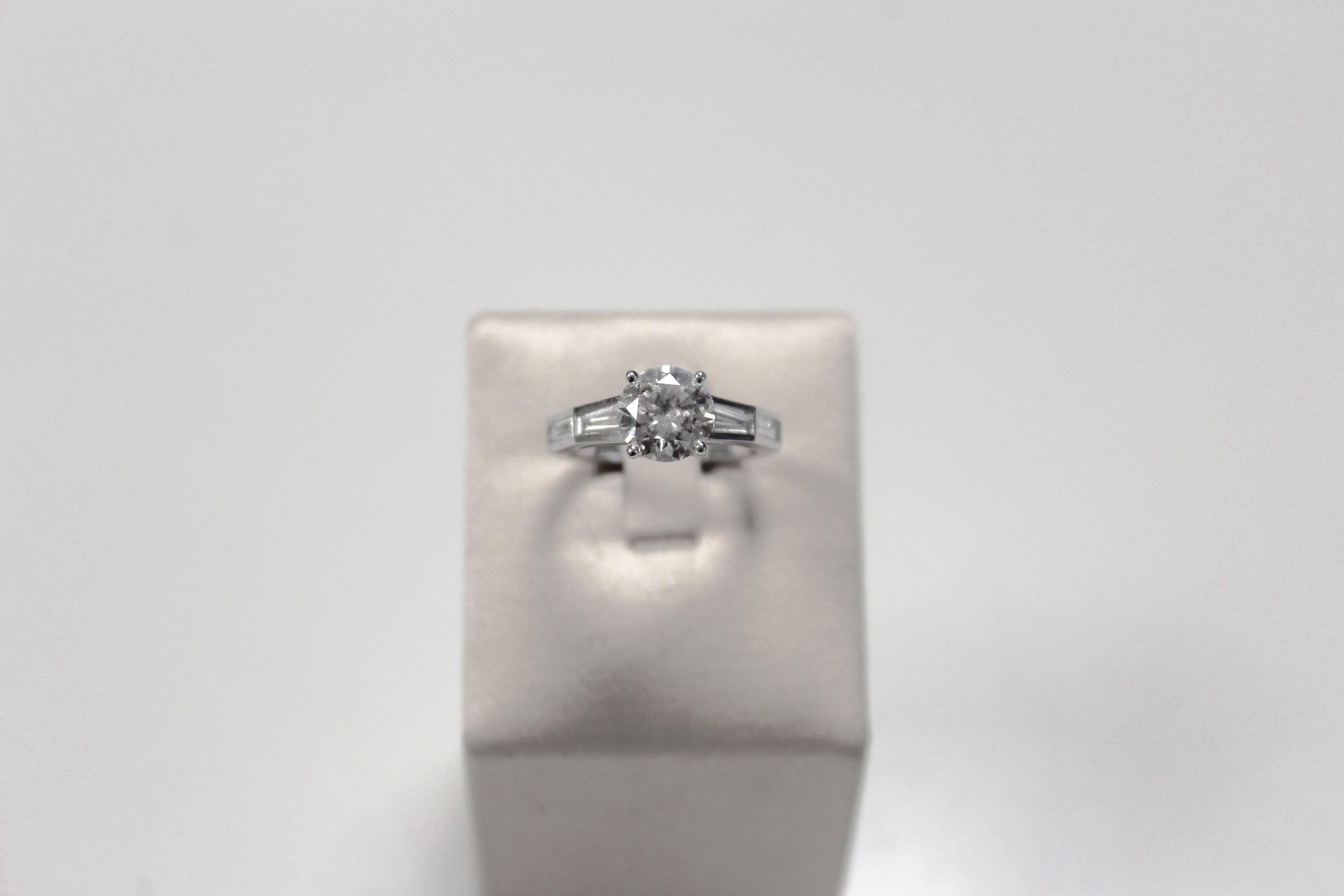 Octavie 1, 56ct Diamond Art Deco Engagement Ring   Designed by Valerie Danenberg In Excellent Condition For Sale In Paris, FR