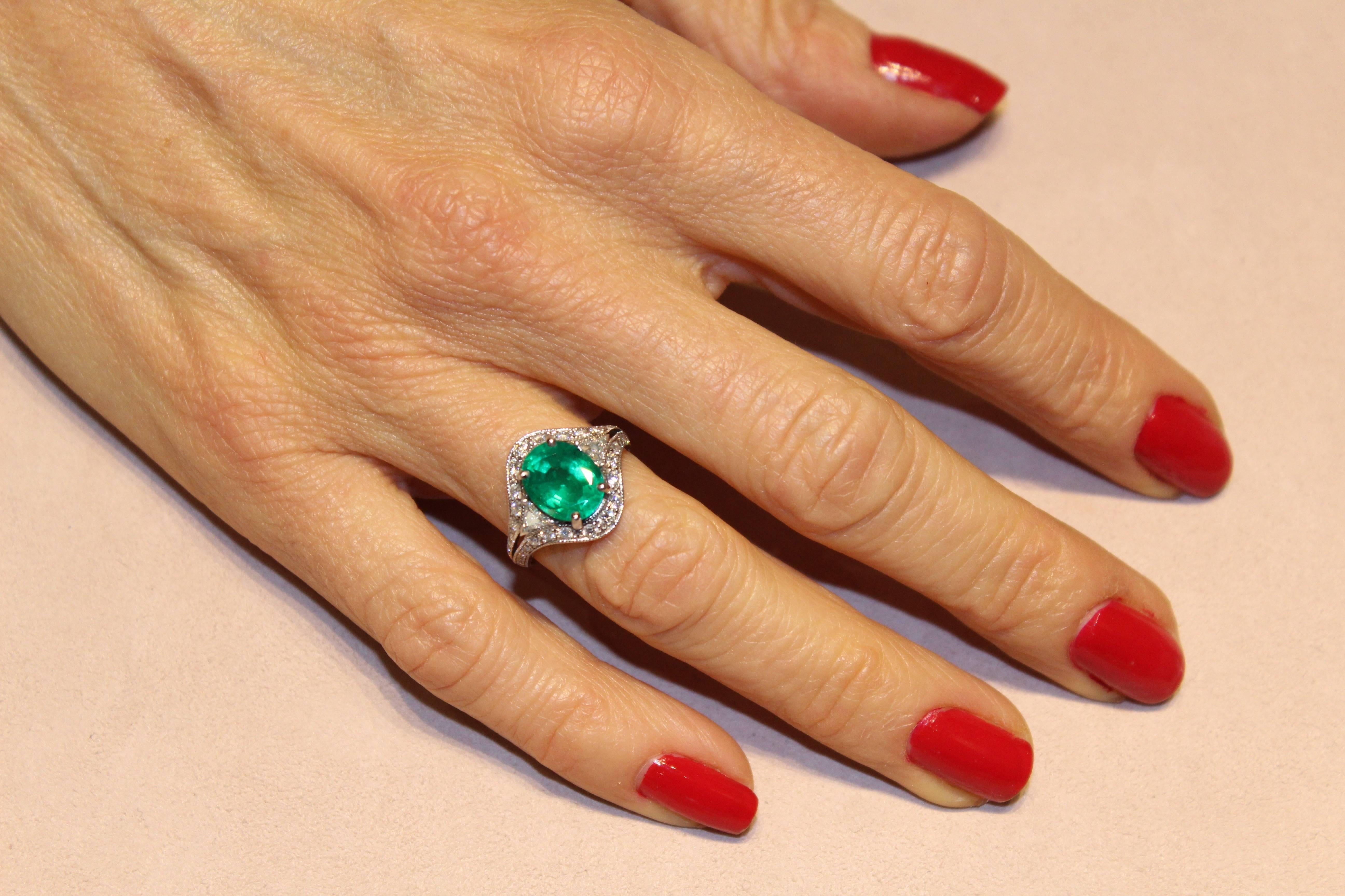2.53 Carat Emerald Art Deco Diamond Ring by Valerie Danenberg In Excellent Condition For Sale In Paris, FR