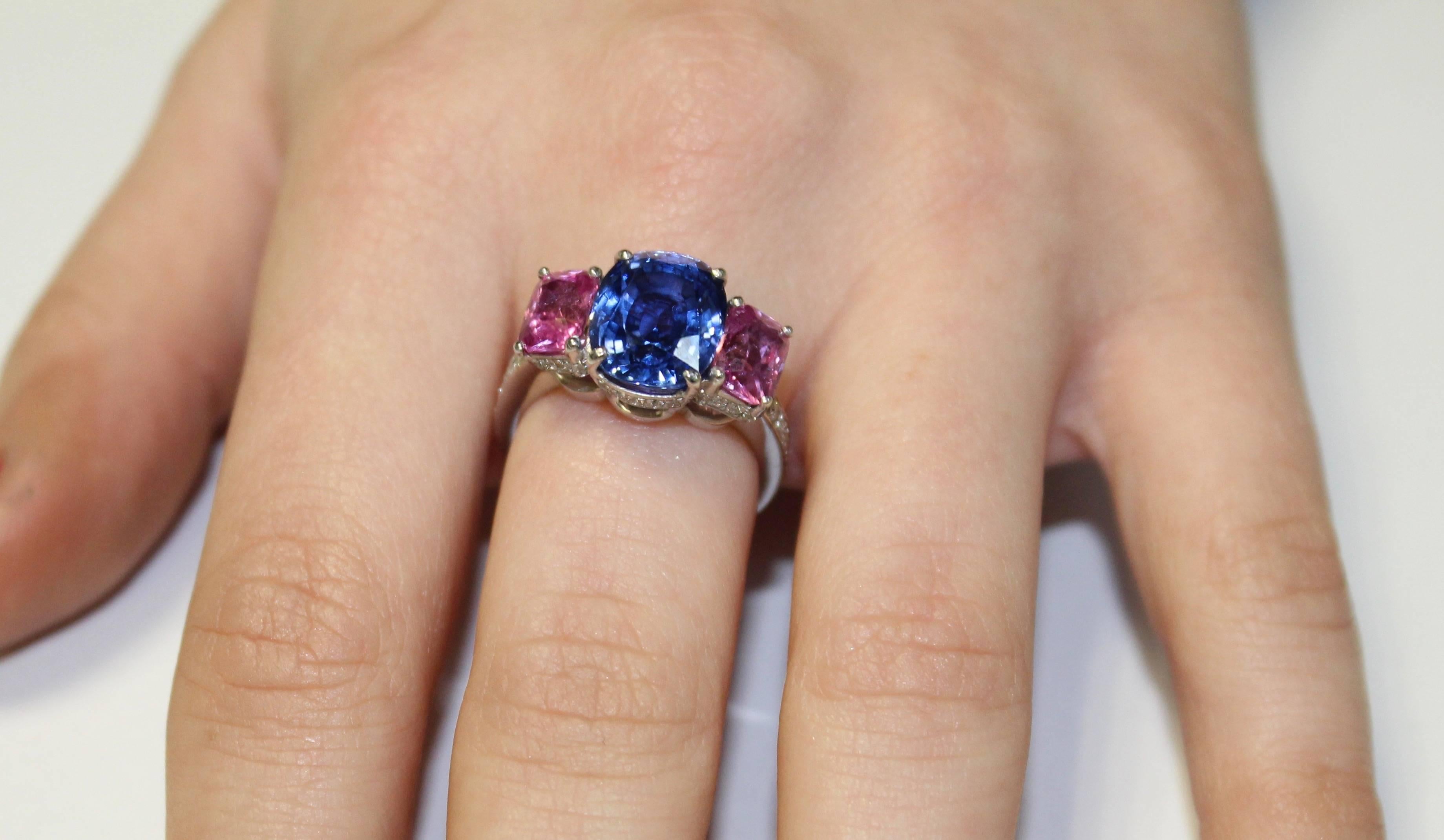 Clarisse White Gold Sapphire Ring For Sale 4