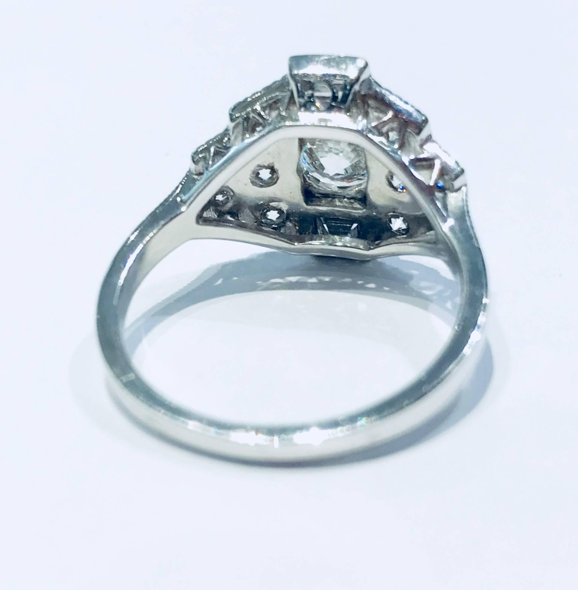 Round Cut Ludmilla Diamond Ring For Sale