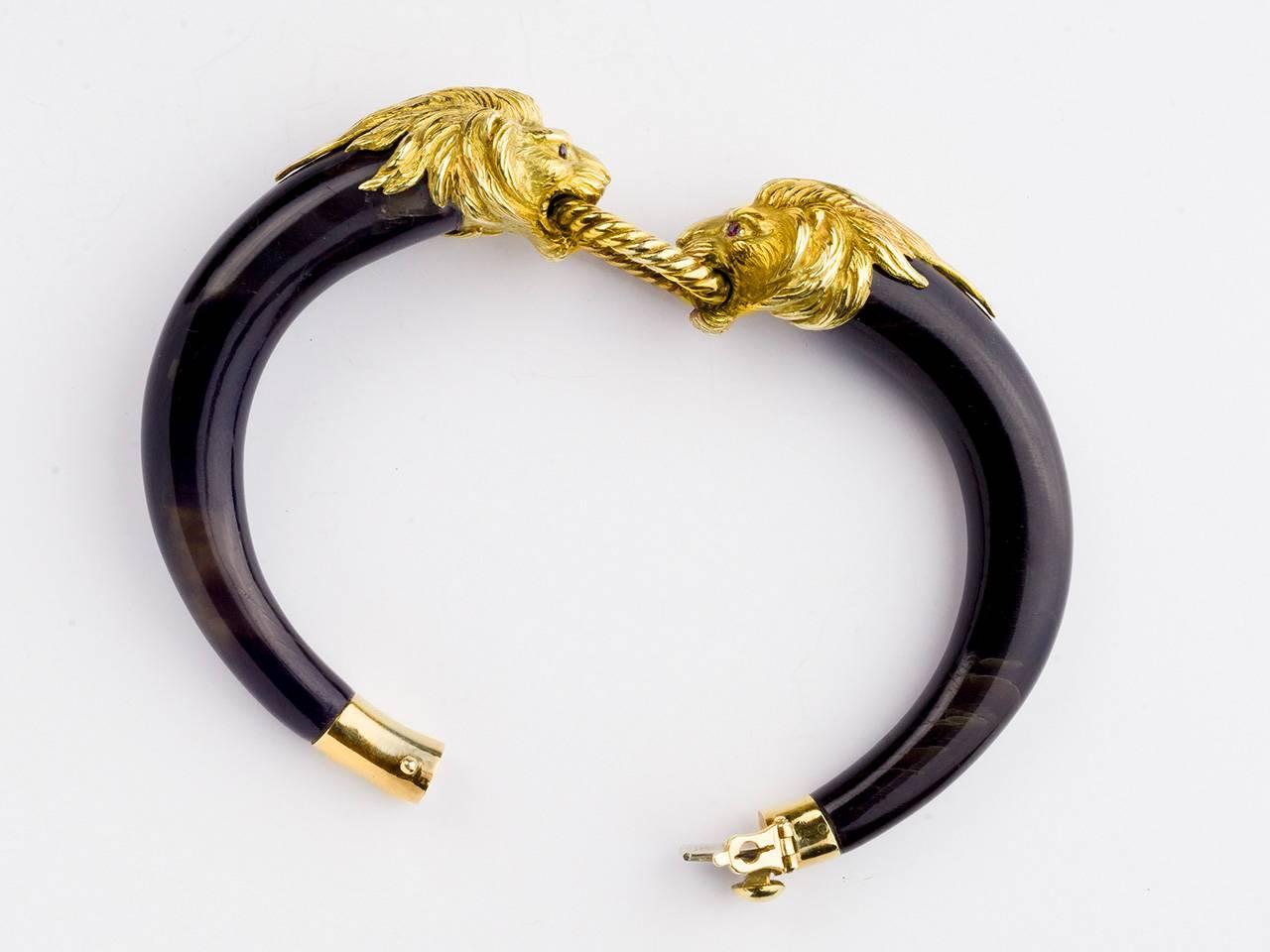 1970s Gay Freres Paris Ruby Gold Horn Bangle Bracelet In Excellent Condition In San Antonio, TX