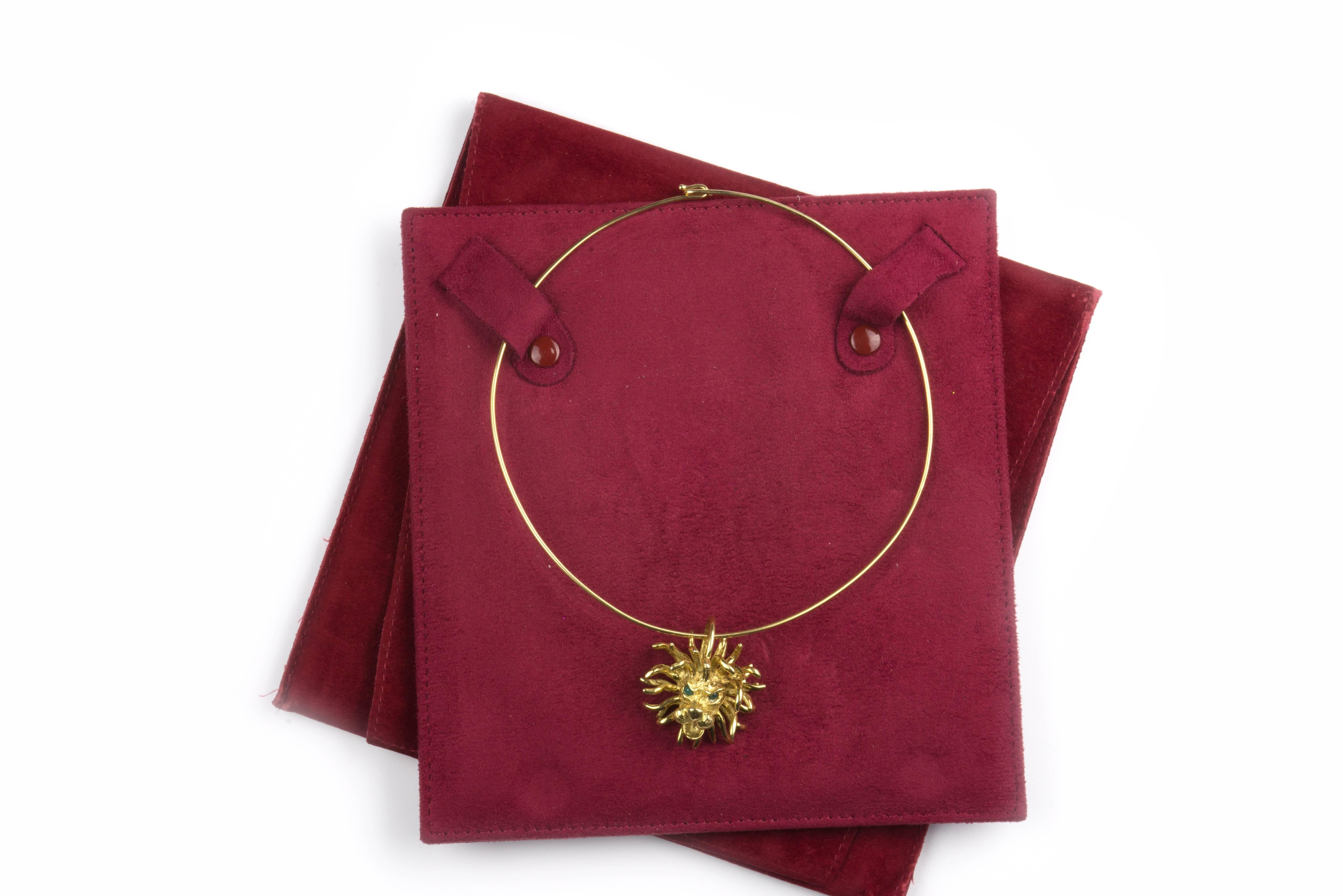 Cartier Gold Pendant Necklace In Excellent Condition In San Antonio, TX