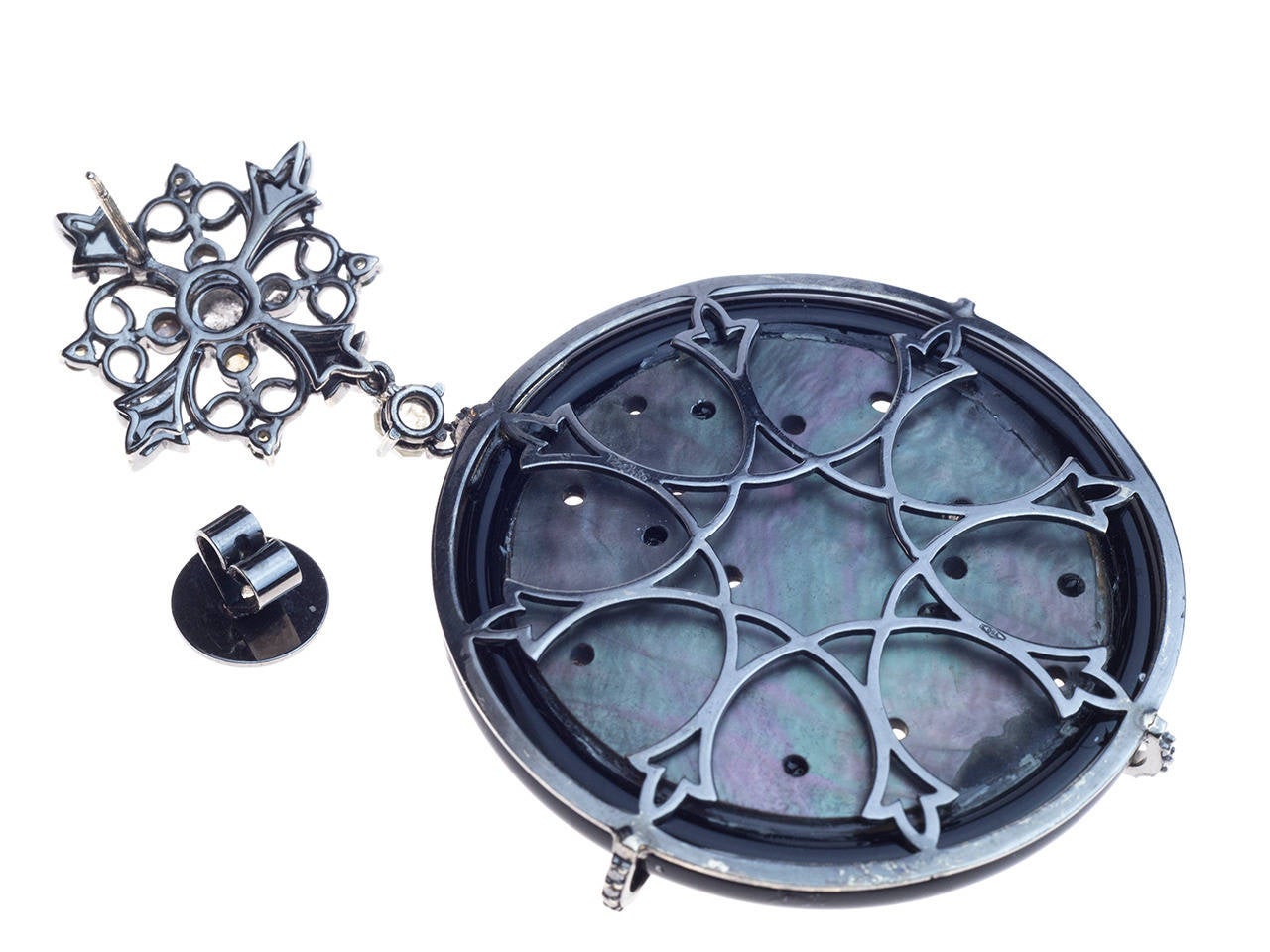 Gold Onyx Diamond Mother of Pearl Ear pendants In New Condition For Sale In San Antonio, TX