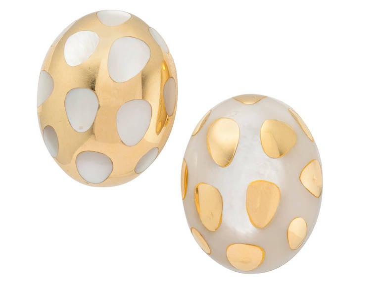 Tiffany & Co. Angela Cummings Mother of Pearl Gold Suite
