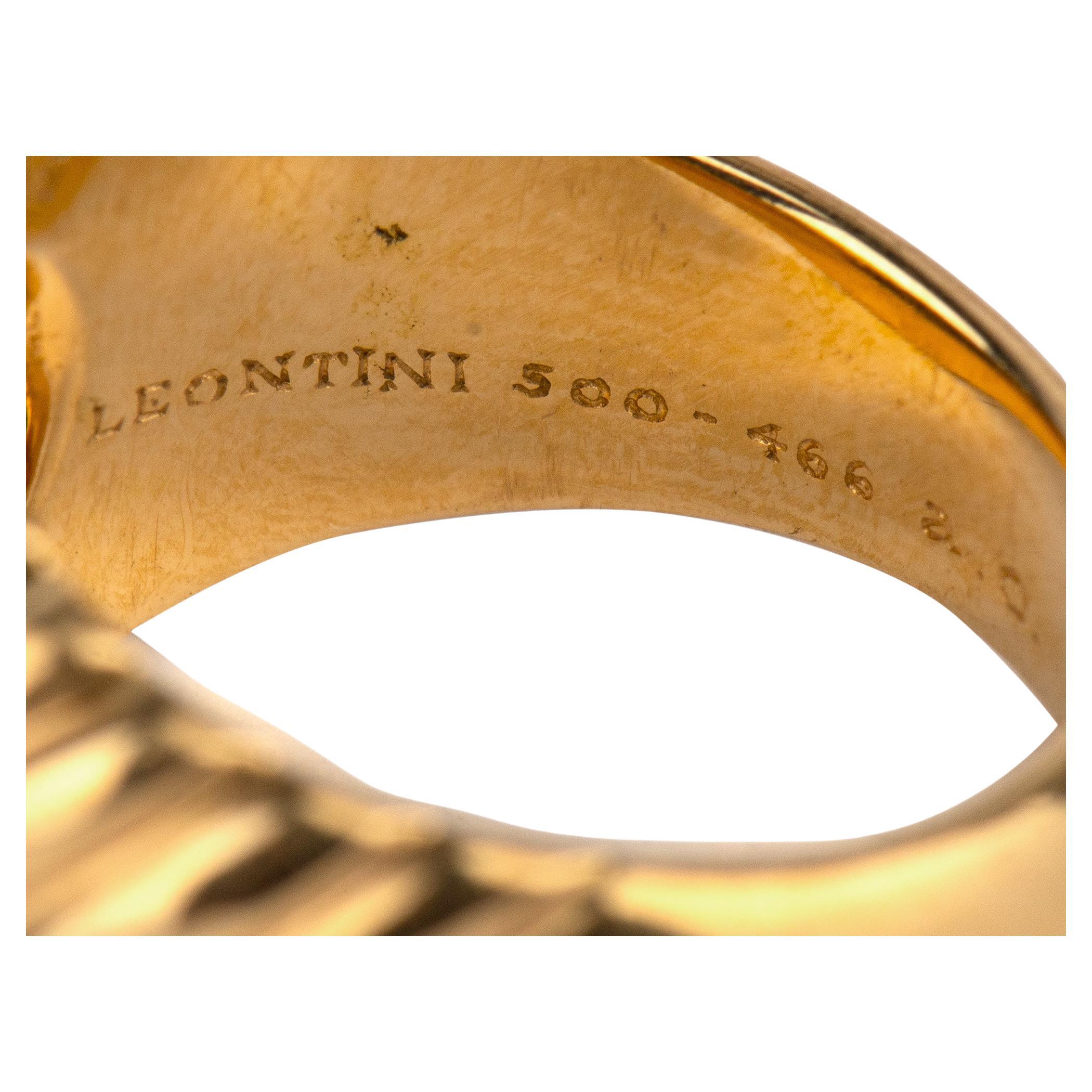 Anillo Bulgari Monete con una moneda antigua firmada Leontini 500-466 a.C. firmado Bulgari.  La moneda mide 11 mm y pesa 0,70 gramos.