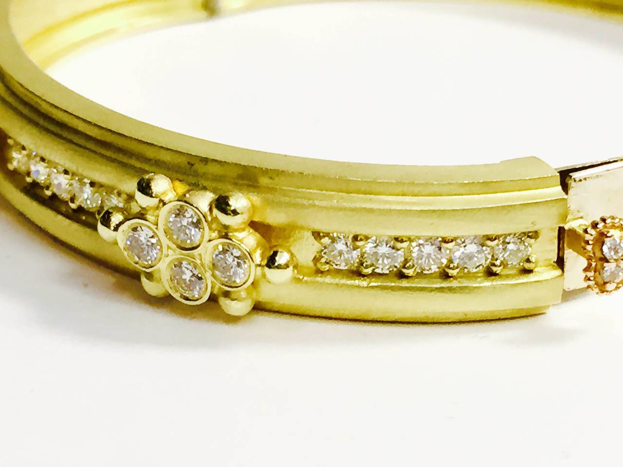 Stambolian Diamond Gold Bangle Bracelet In New Condition In Boca Raton, FL