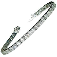 12.00 Carat Diamond and Gold Tennis Bracelet 10