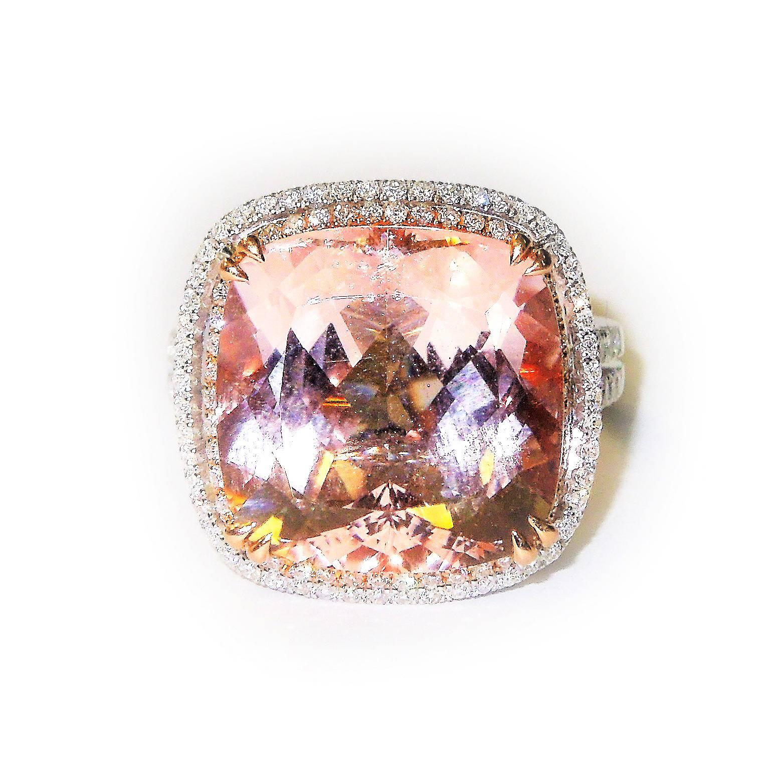 Morganite Diamond Gold Ring In New Condition In Boca Raton, FL