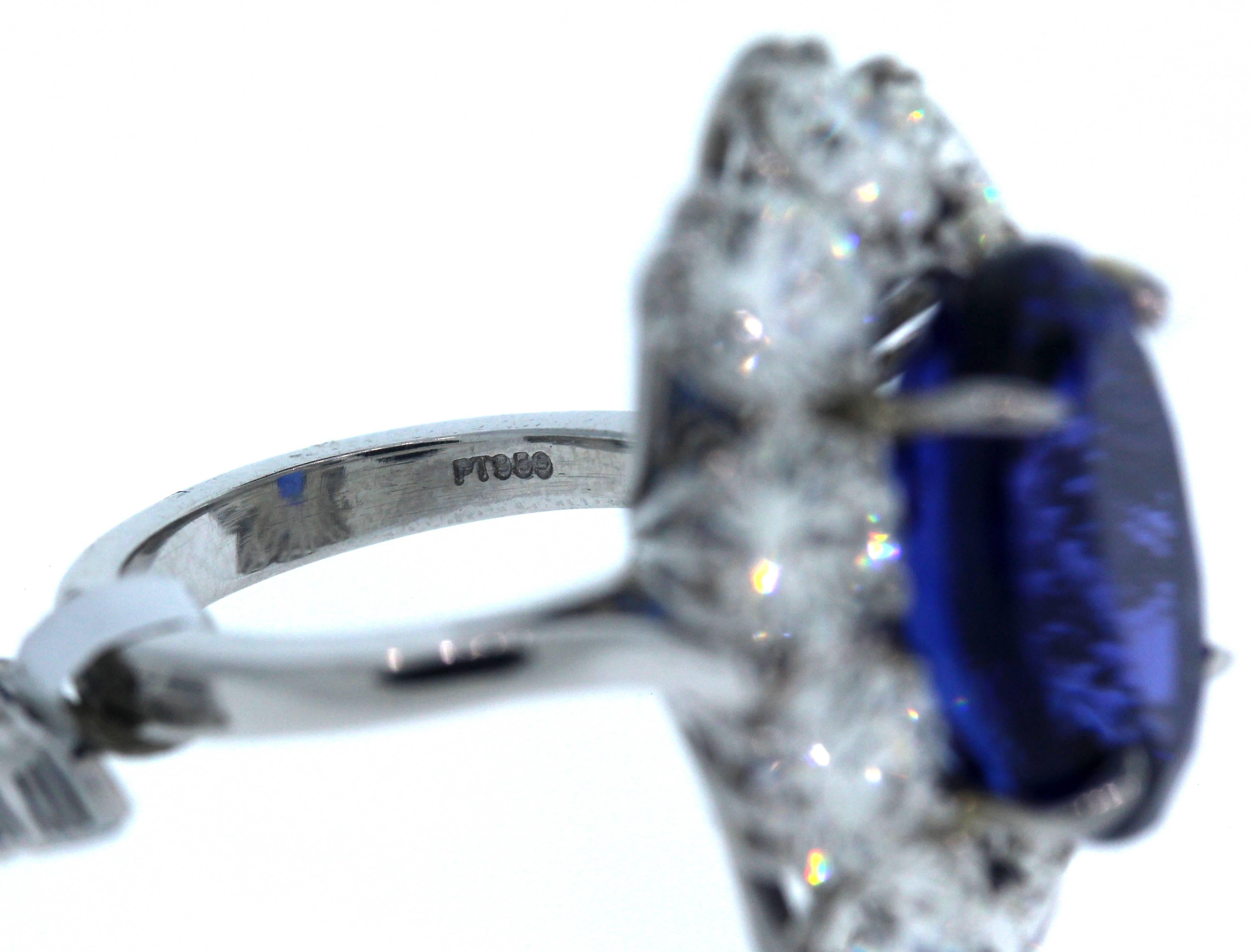 Tanzanite Ring with Diamonds Platinum In Excellent Condition In Boca Raton, FL
