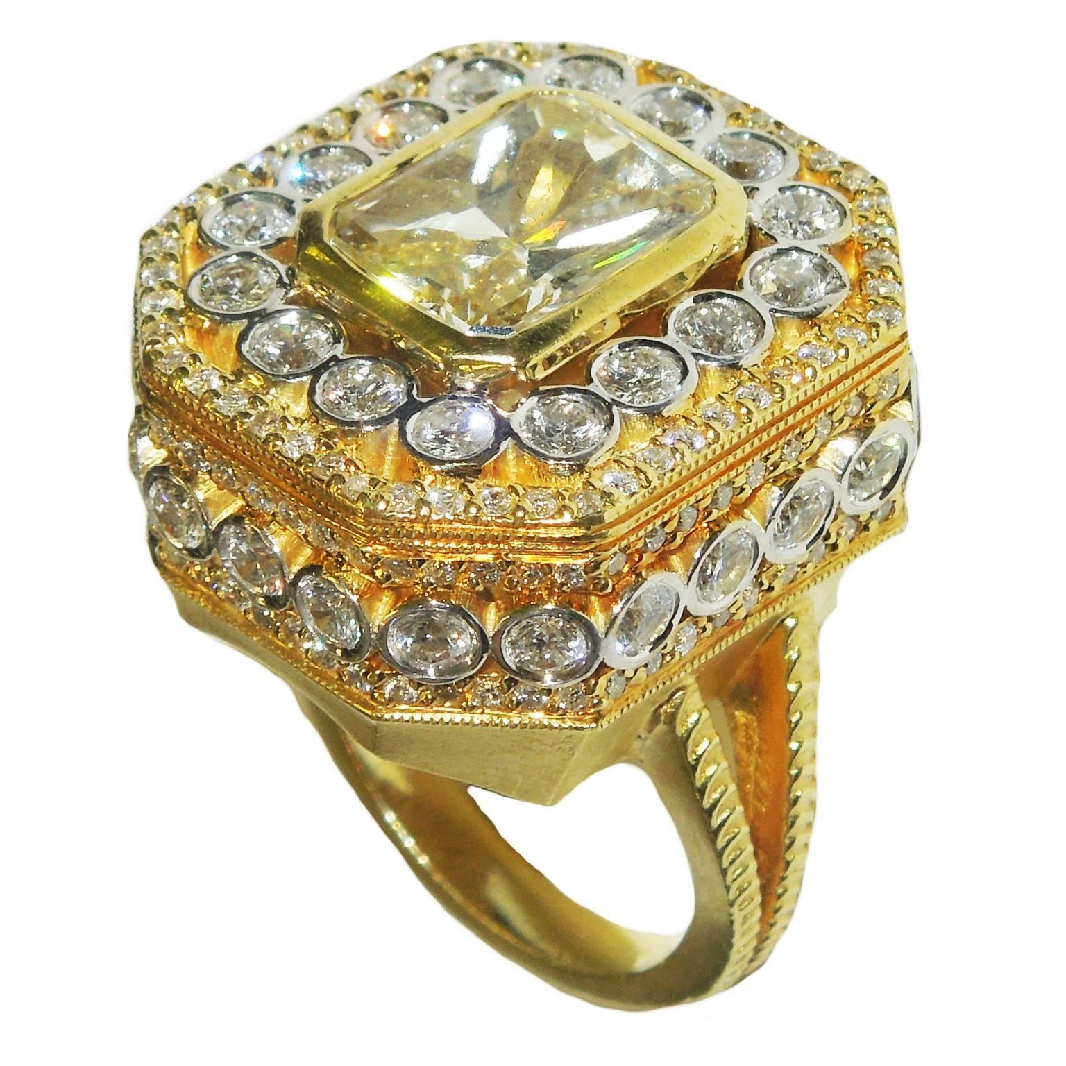 Stambolian 5.01 Carat Radiant Fancy Yellow Diamond Gold Ring  In New Condition In Boca Raton, FL