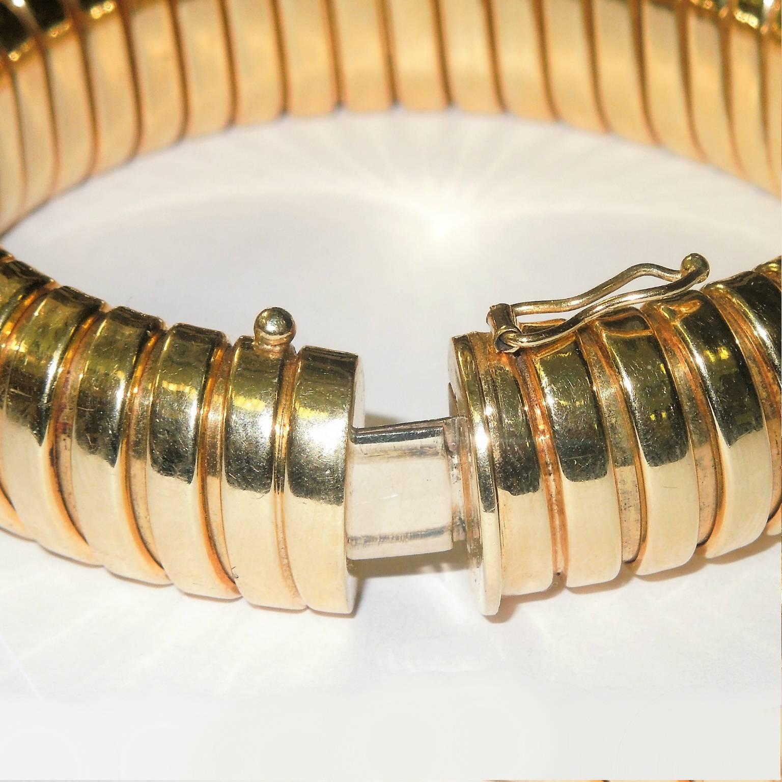 Flexible Gold Bracelet In New Condition In Boca Raton, FL