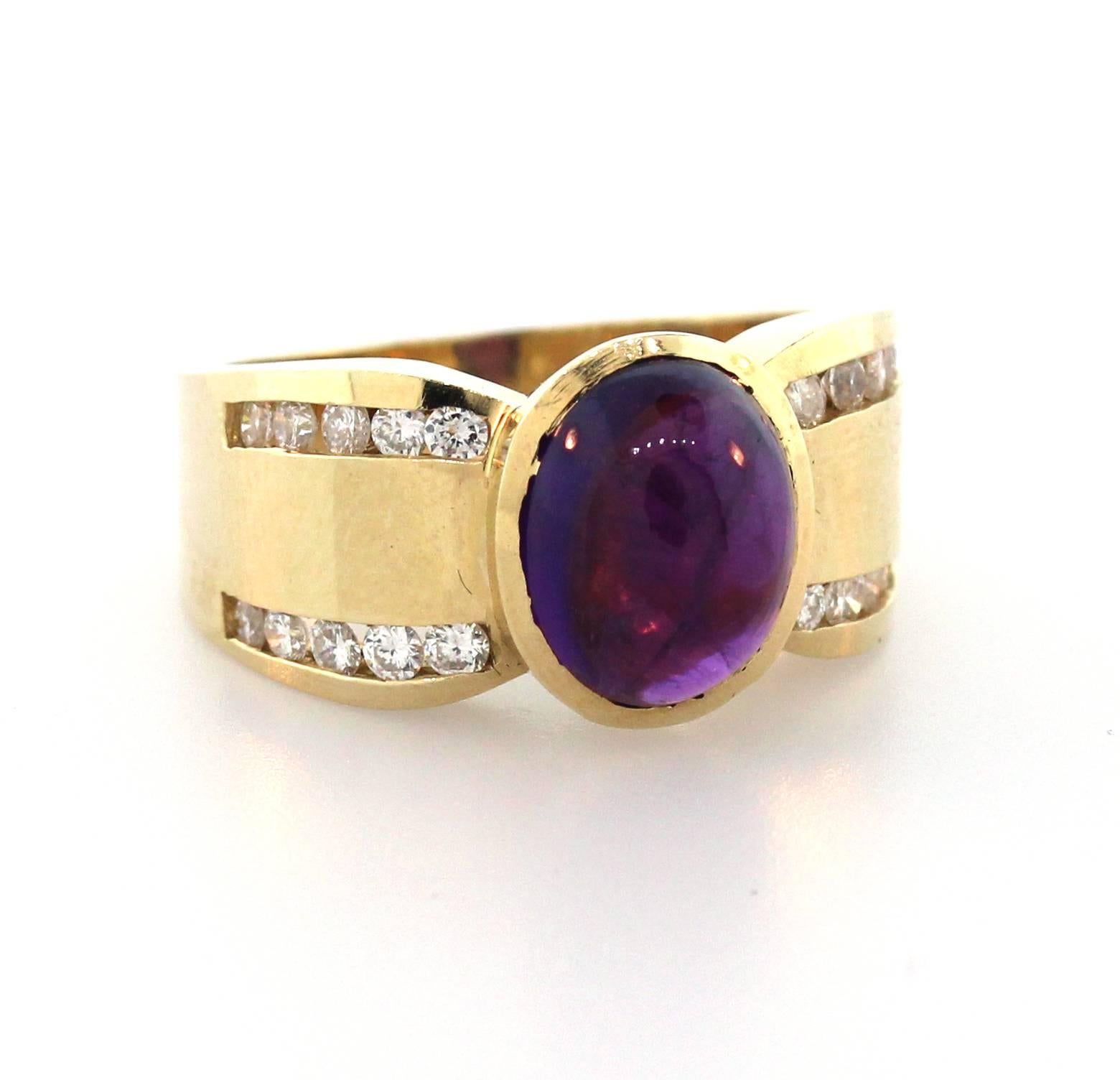 Women's or Men's Cabochon Amethyst Diamond Gold Ring