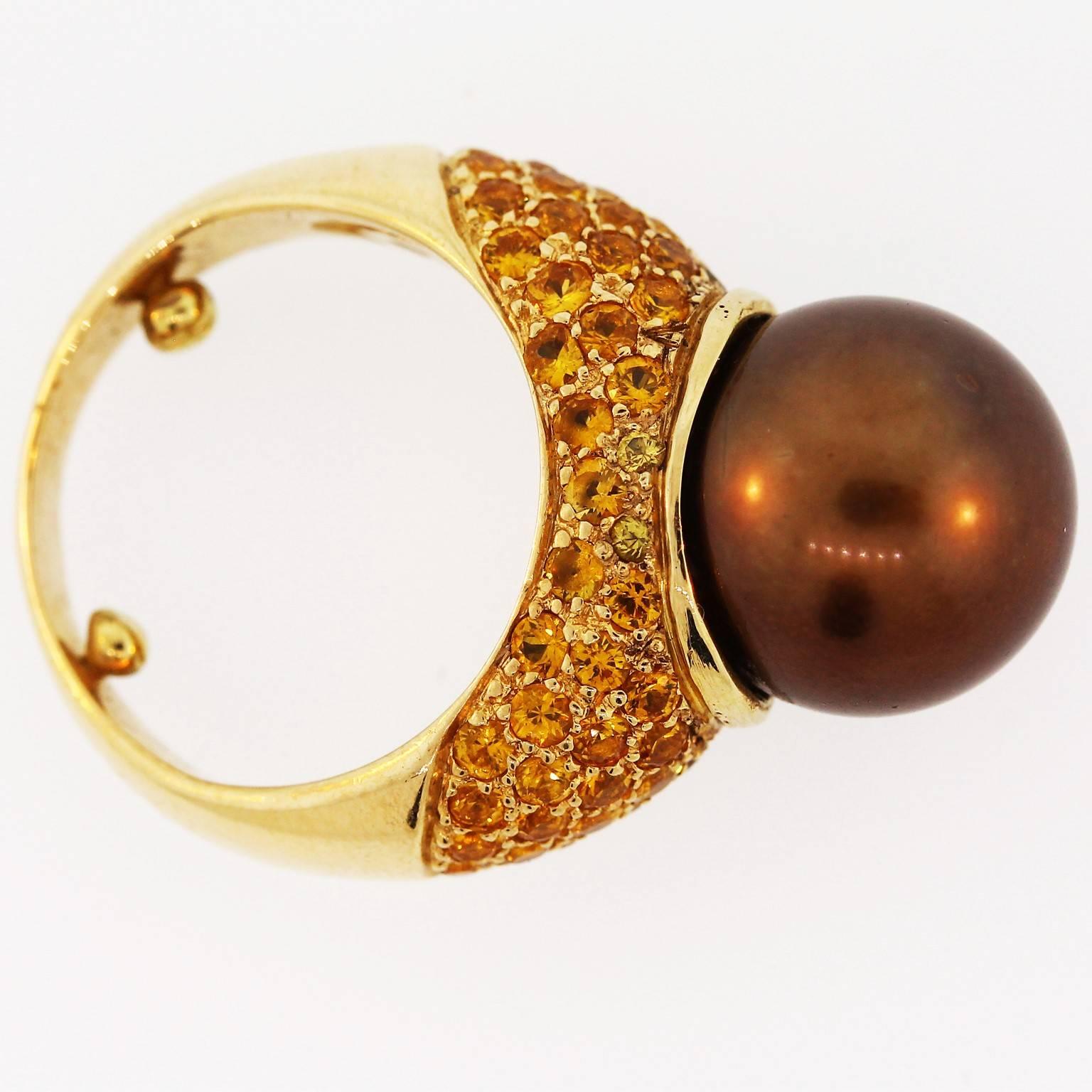 Gorgeous Brown Pearl and Yellow Sapphire Gold Ring In New Condition In Boca Raton, FL