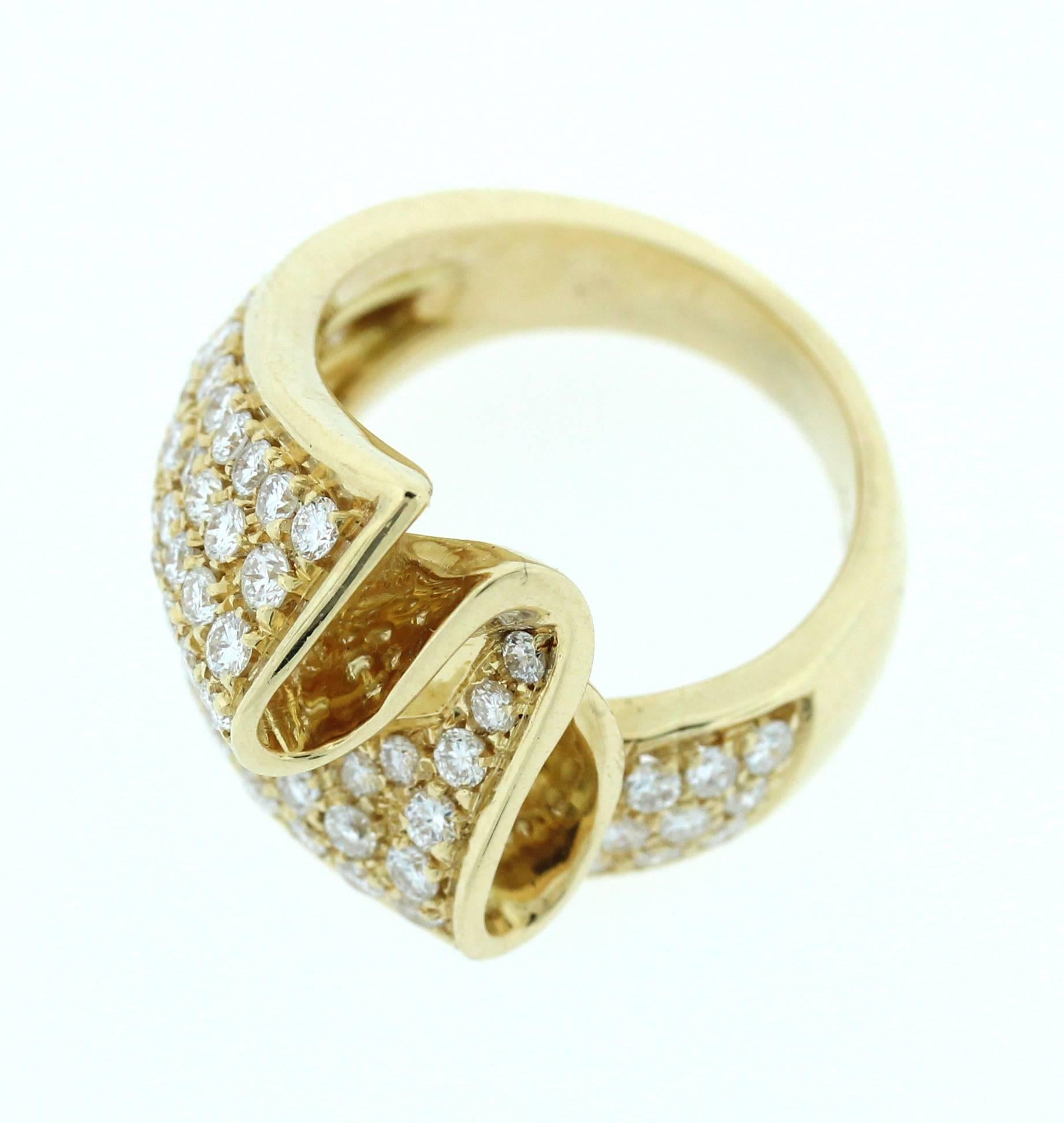 Gold and Diamond Ribbon Ring 2