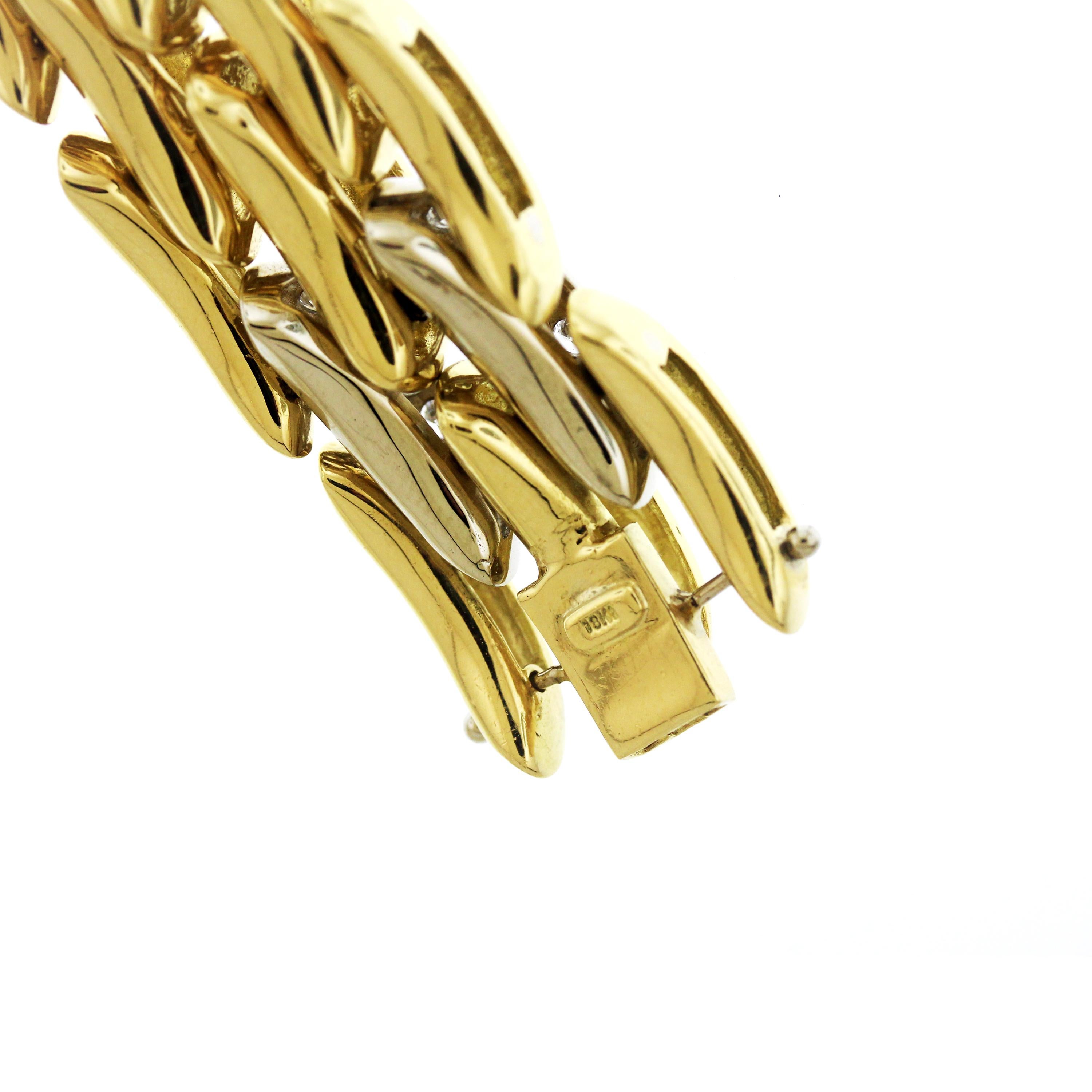Yellow Gold and Diamond Link Chain Bracelet In Excellent Condition In Boca Raton, FL