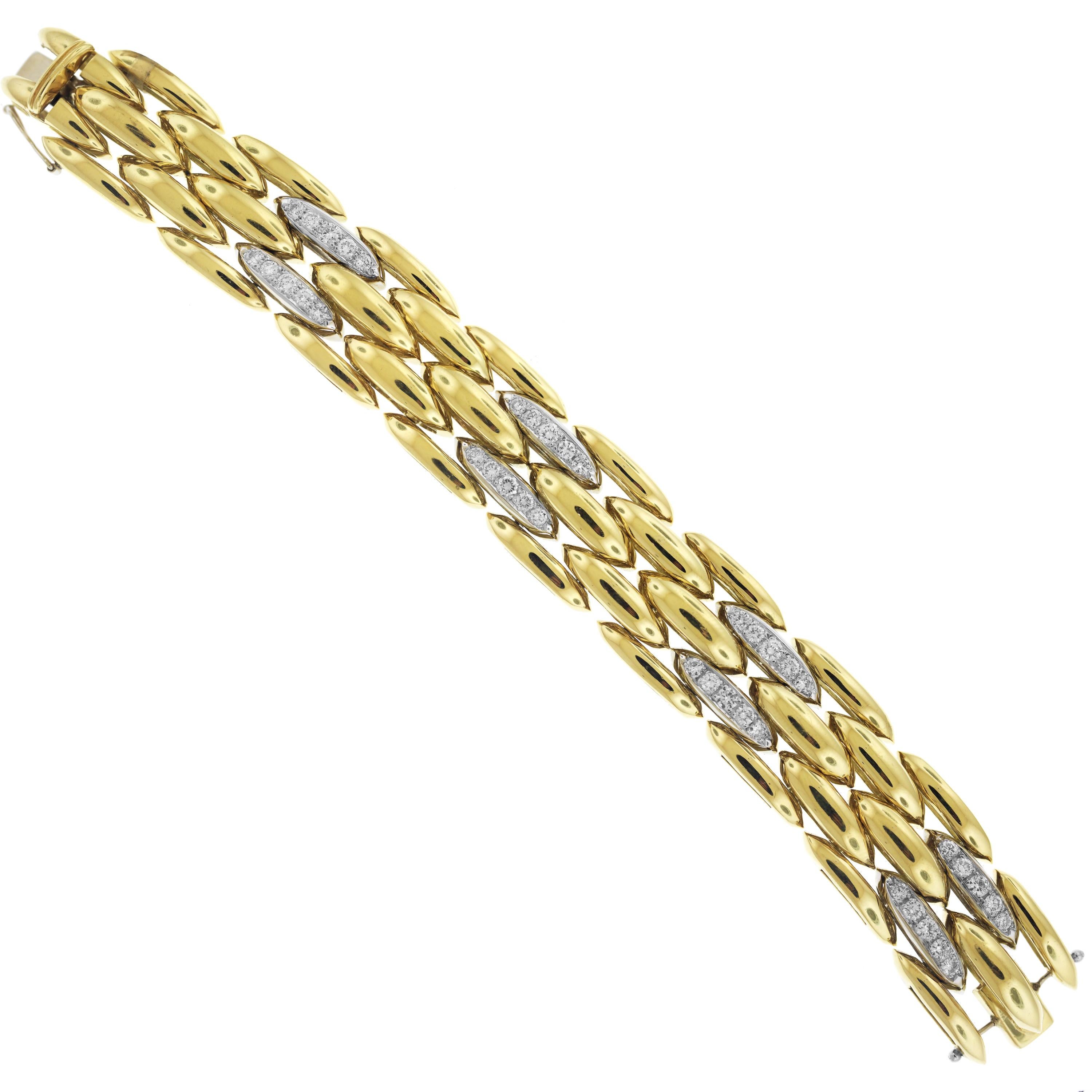 Yellow Gold and Diamond Link Chain Bracelet Necklace Set In Excellent Condition In Boca Raton, FL