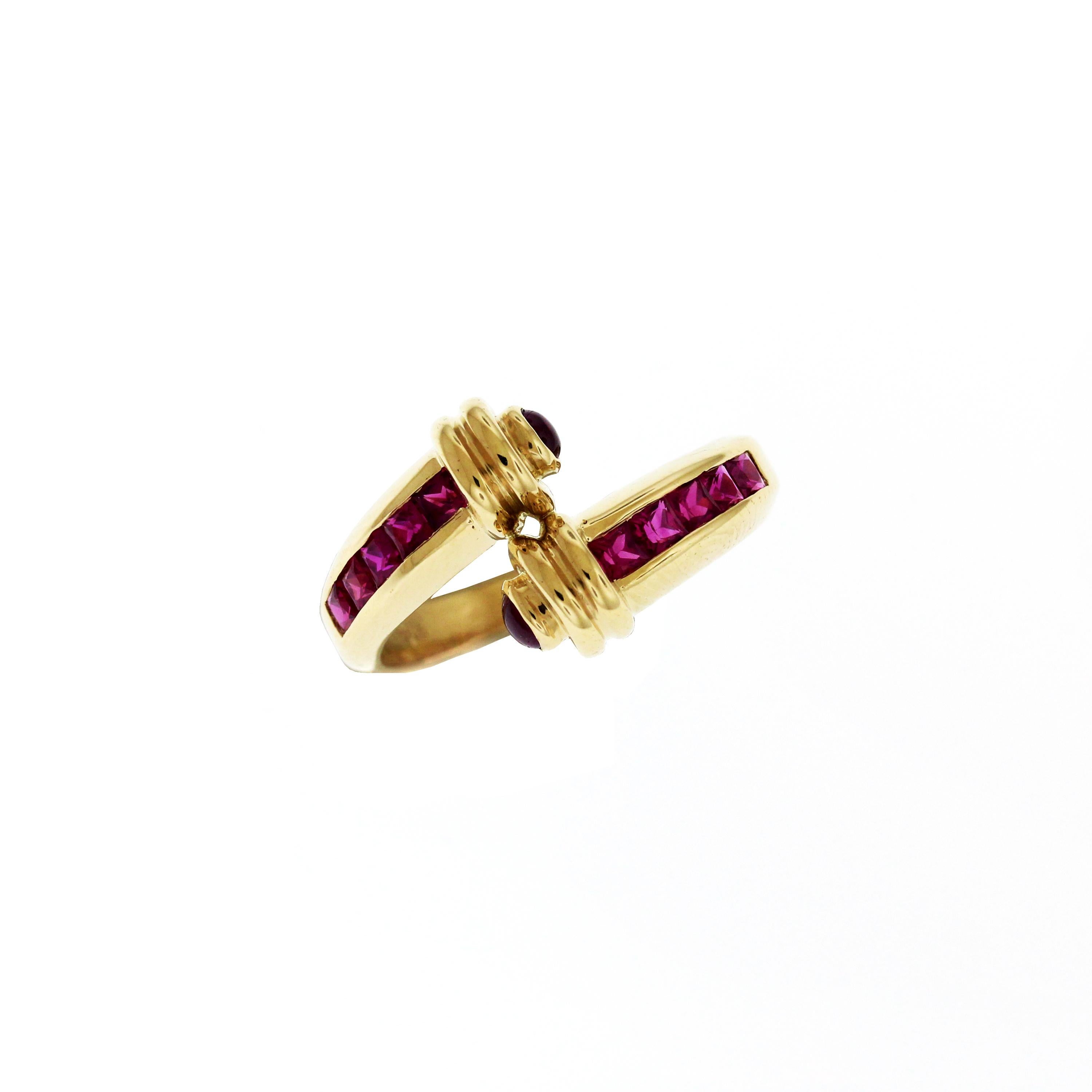 Yellow Gold and Ruby Crossover Bracelet Ring Set (Carréschliff)