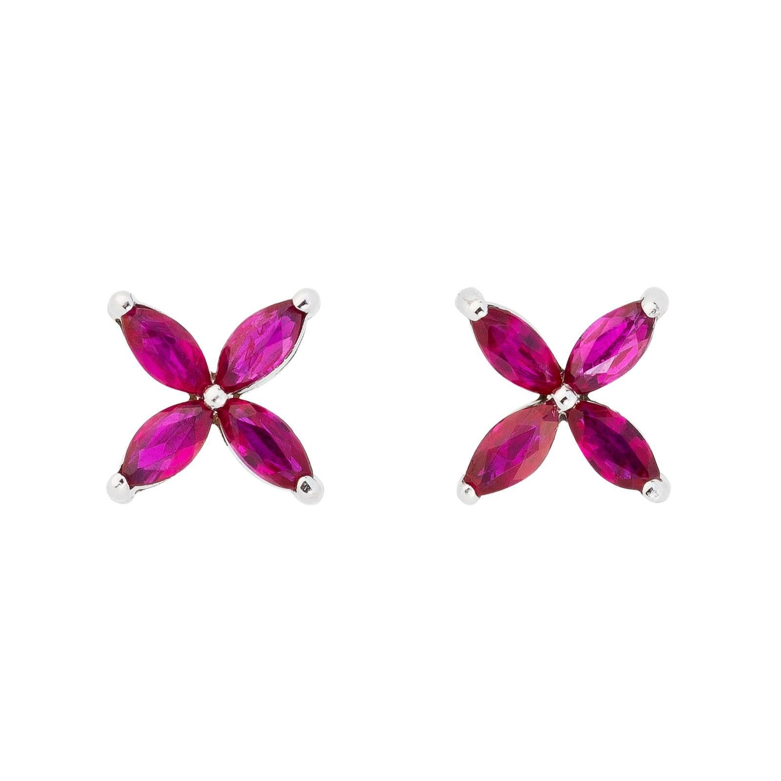 18 Karat White Gold with 8 Pink Rubies Flower Stud Earrings For Sale