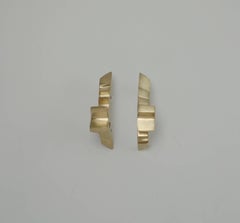 Emer Roberts Gold Edgy L Architectural Earrings