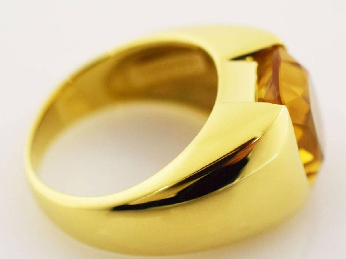 Antonini Citrine Ring 18 Karat Yellow Gold In Excellent Condition In Tokyo, JP