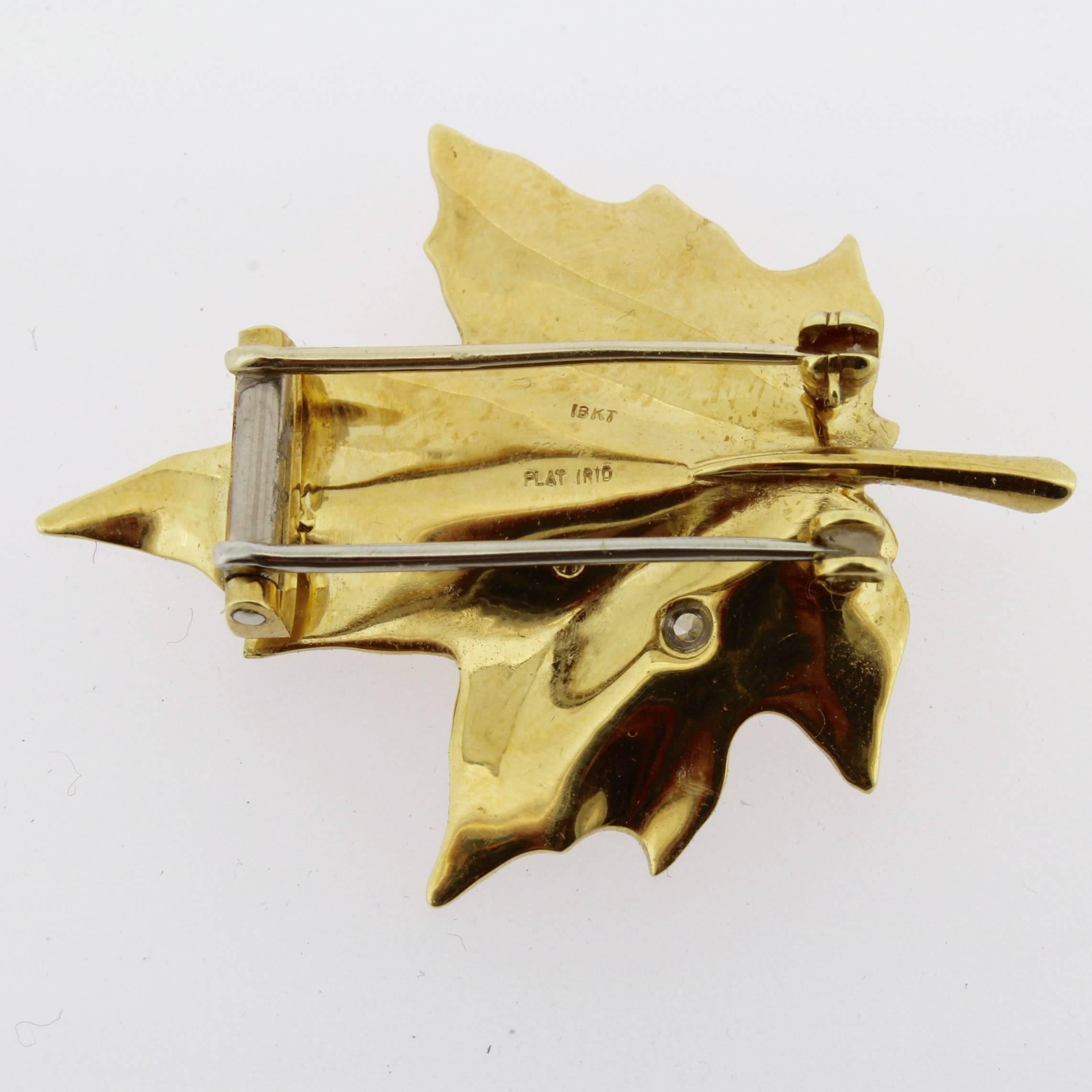 McTeigue 18-Karat Yellow Gold and Diamond Maple Leaf Pin or Brooch 4