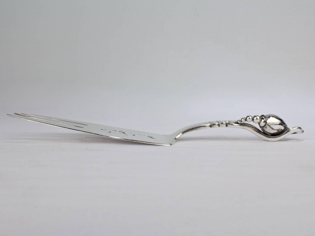 Vintage George Jensen Blossom Pattern Fish Fork In Good Condition In Philadelphia, PA