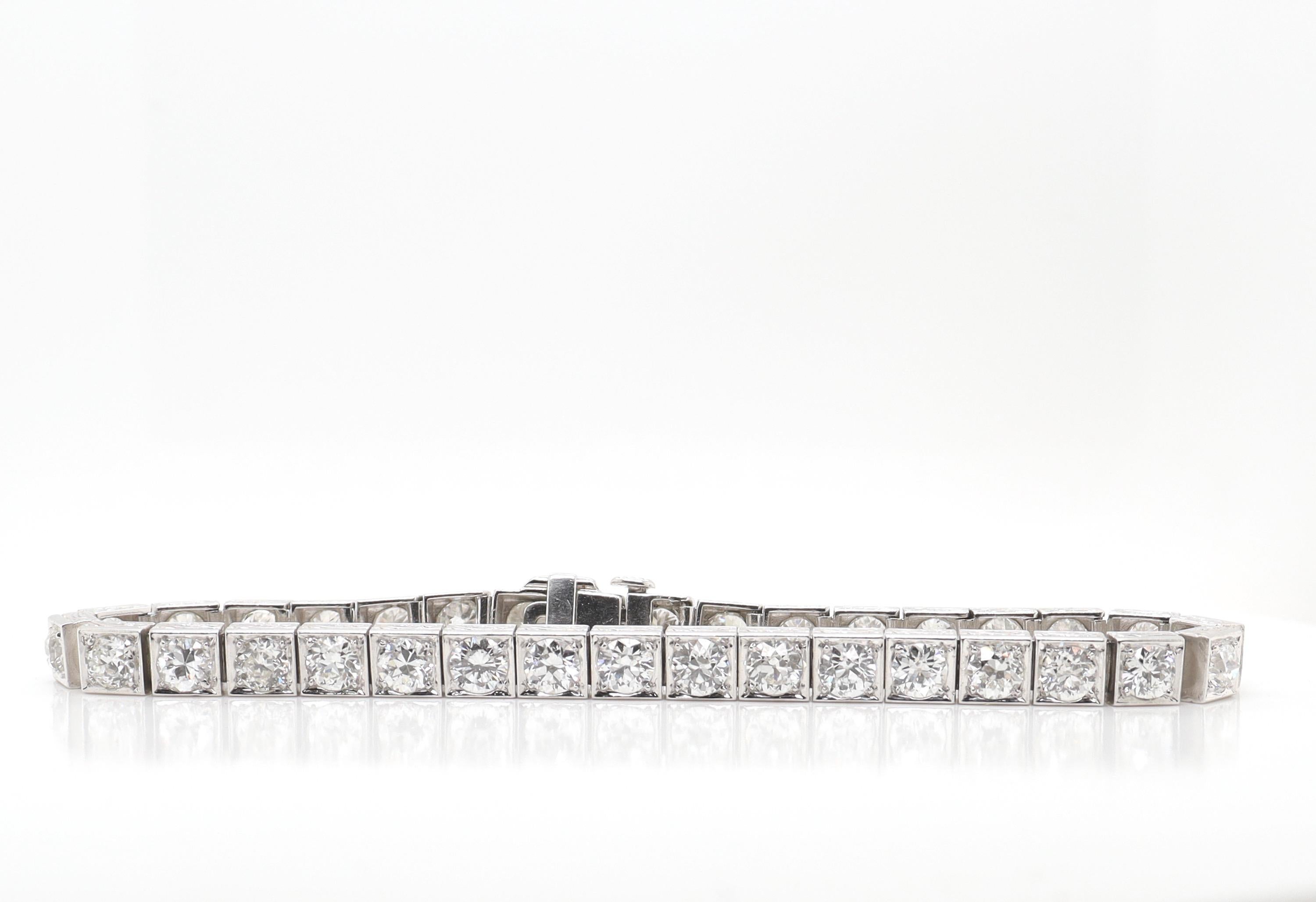 Antique Art Deco Platinum & 10.65 Carat Diamond Tennis Bracelet  For Sale 8