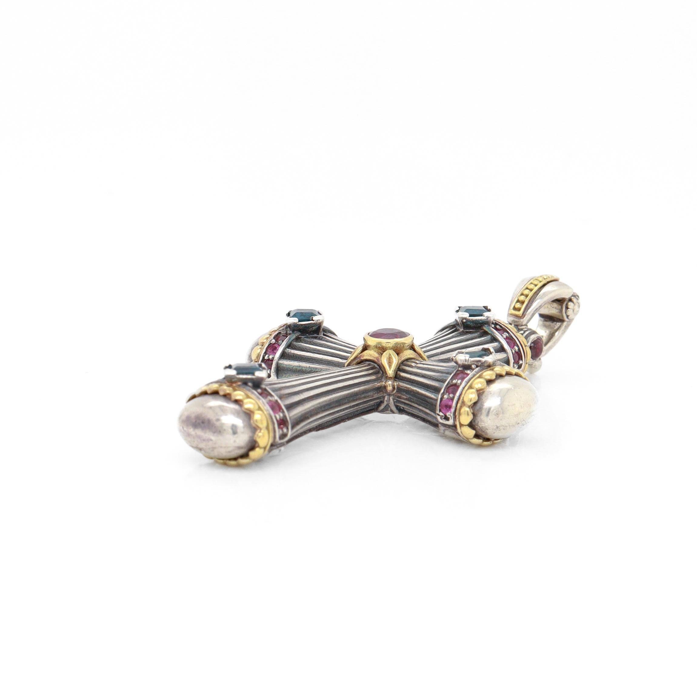 Konstantino Delos Pendentif croix en argent sterling et 18 carats avec plusieurs pierres précieuses en vente 1