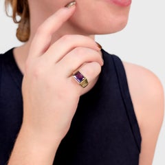 Vintage 18K Yellow Gold & Purple Sapphire Cocktail Ring