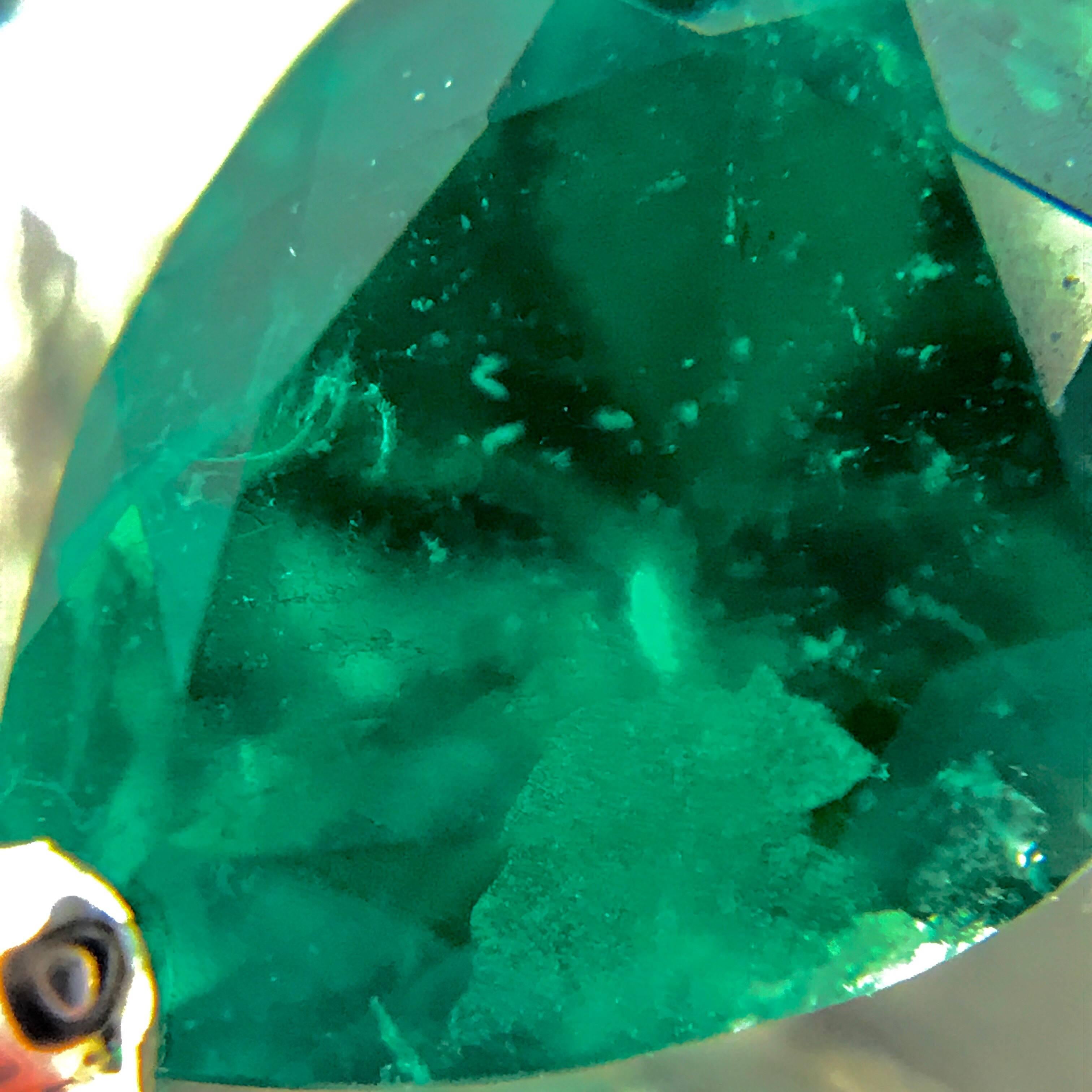 Matsuzaki Pear-shaped Emerald Diamond Locket Pillbox Gold Pendant Beads Necklace For Sale 2