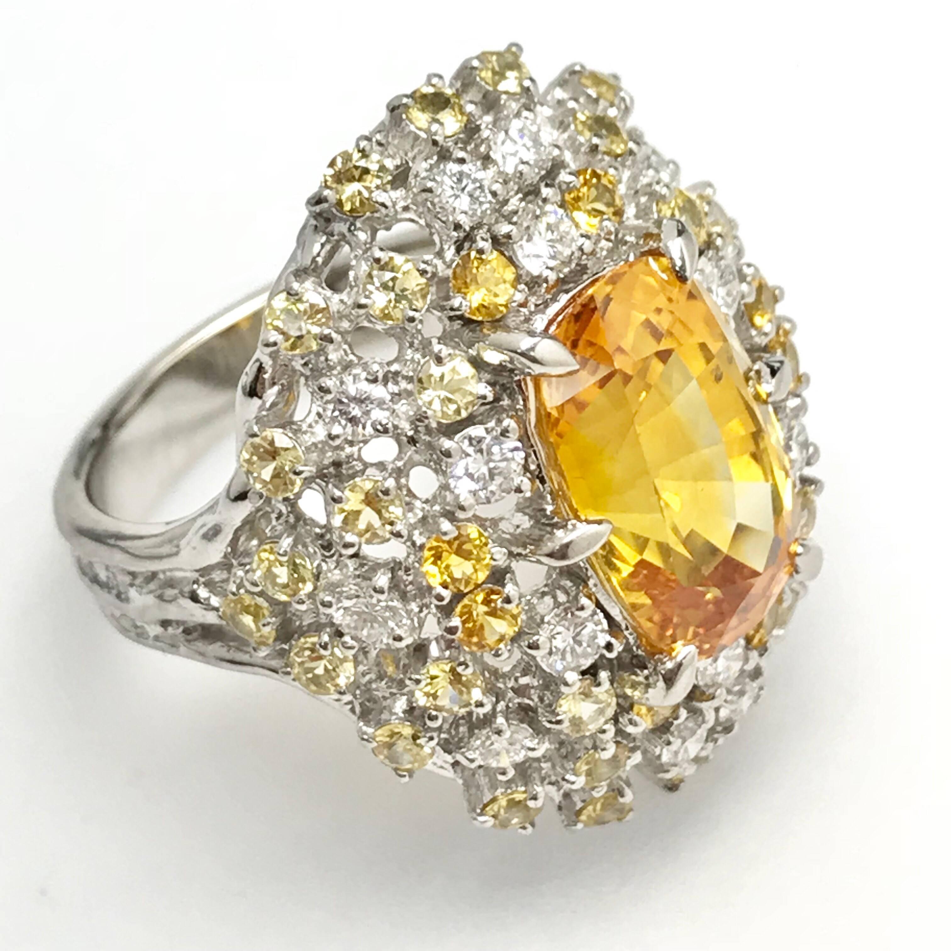 Women's Matsuzaki 6.90 Carat Yellow Sapphire White Diamond Platinum Cluster Ring For Sale